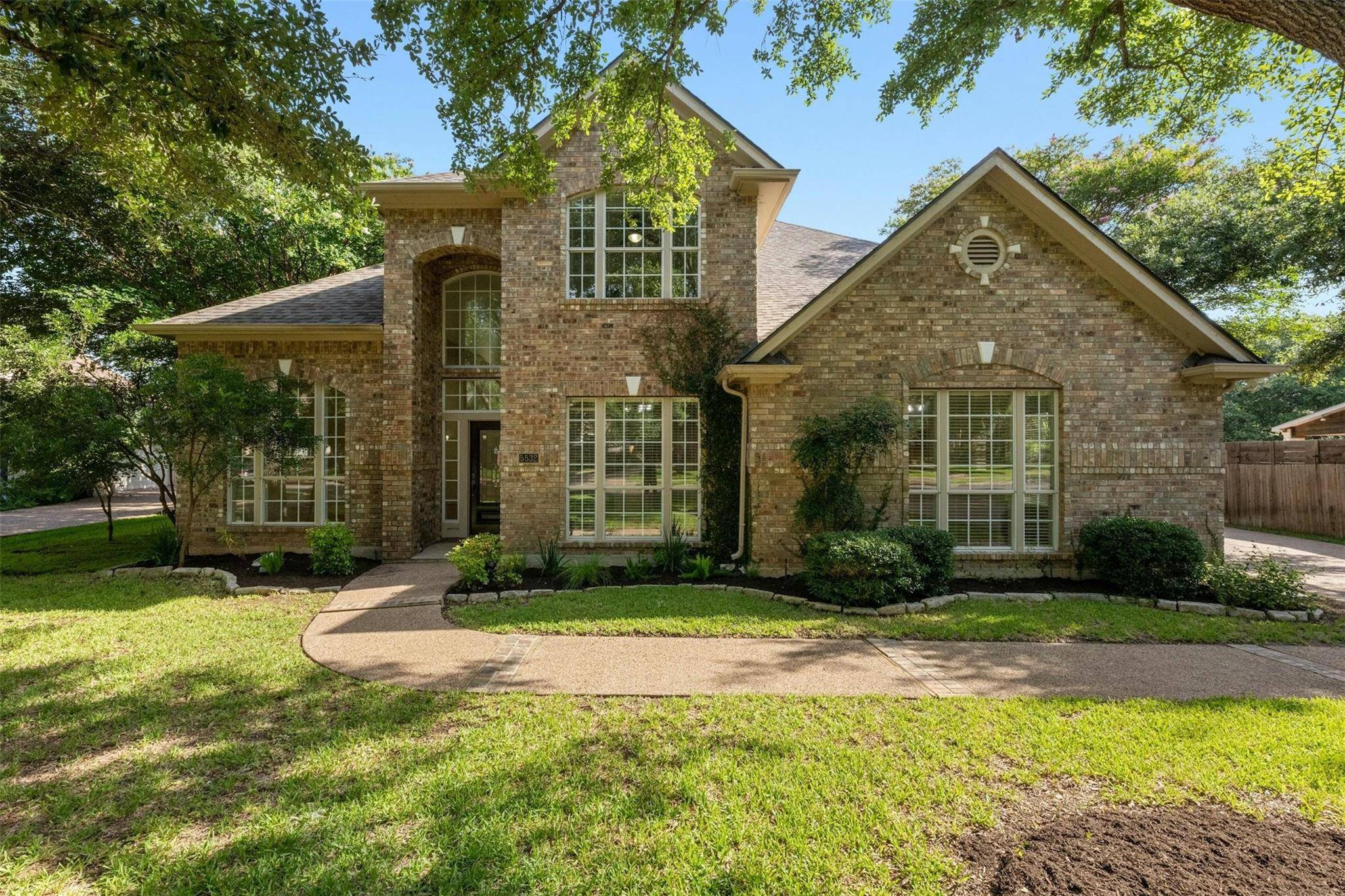 Austin, TX 78739,5532 Van Winkle LN