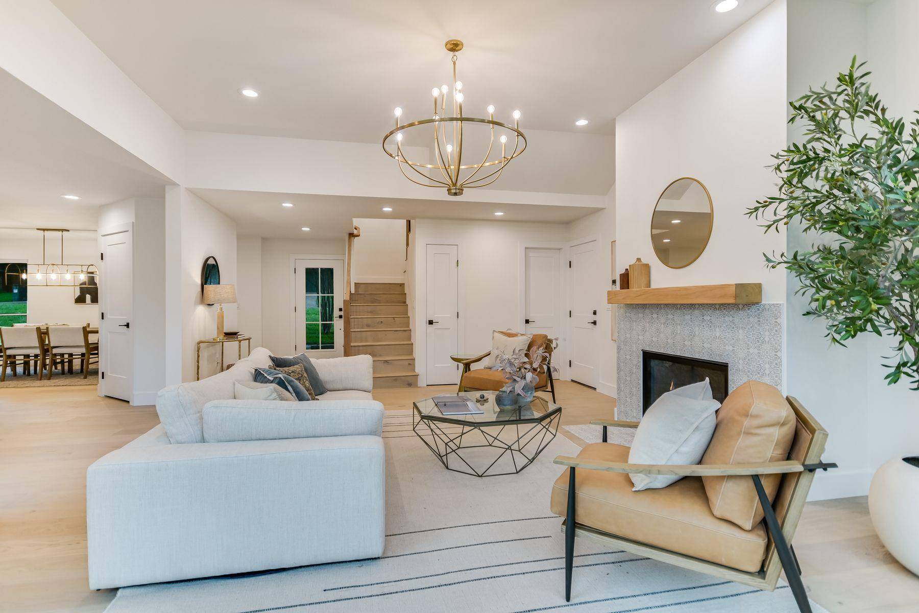 Austin, TX 78746,3104 Mistyglen CIR