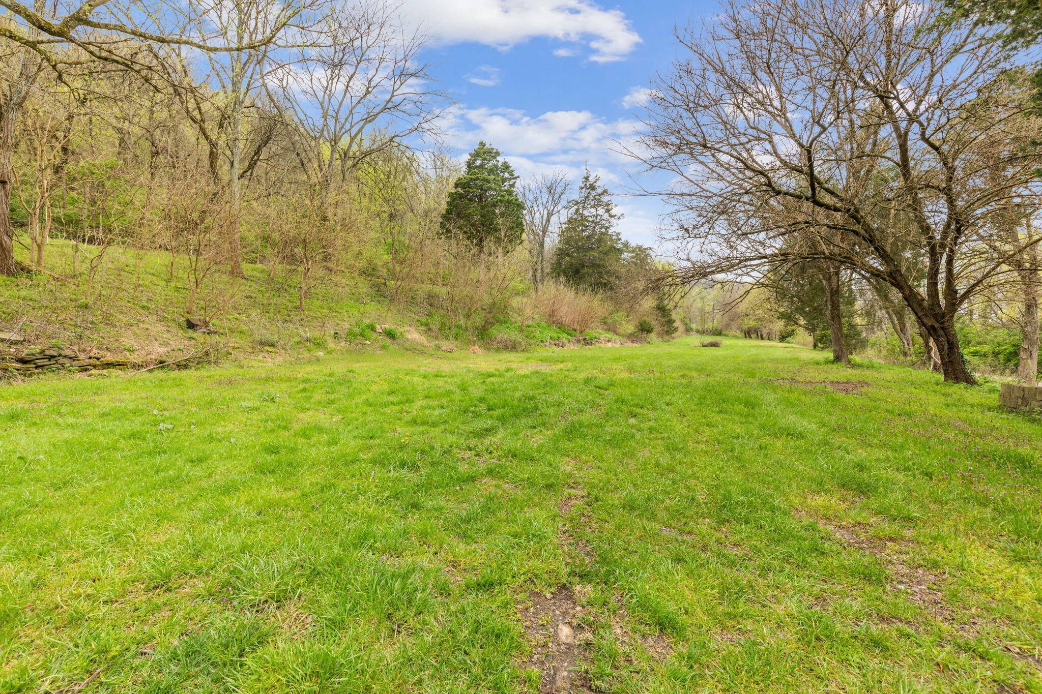 Hebron, KY 41048,4231 River Road