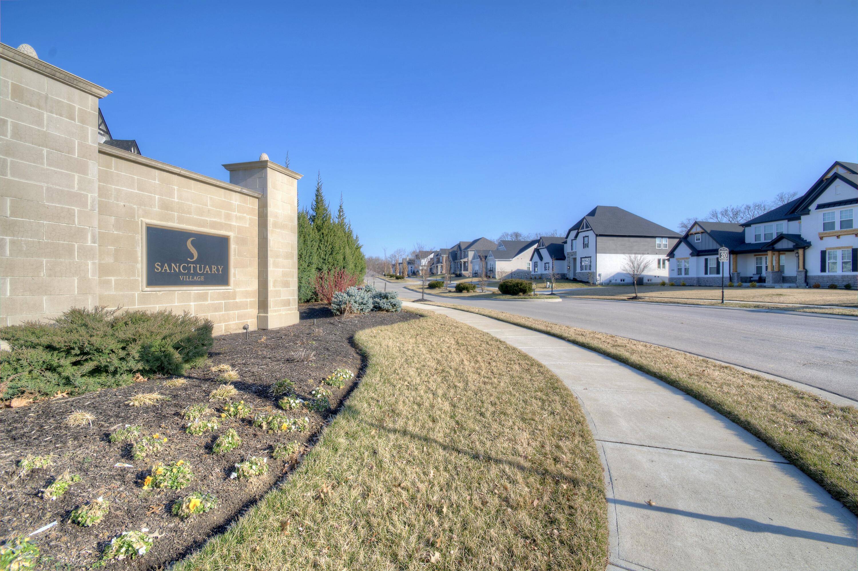 Villa Hills, KY 41017,2672 Buckeye Court