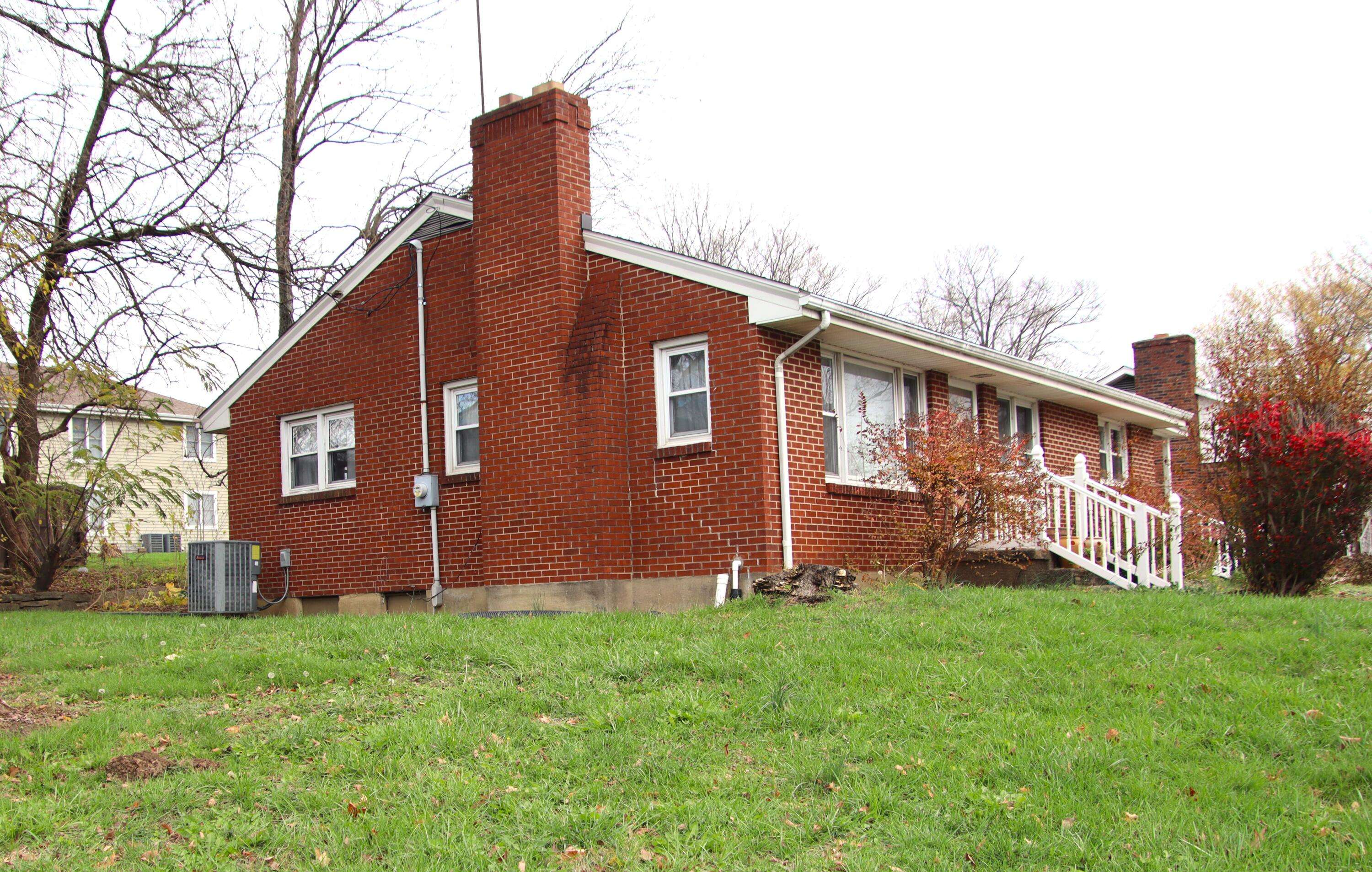 Owenton, KY 40359,100 Rose Court