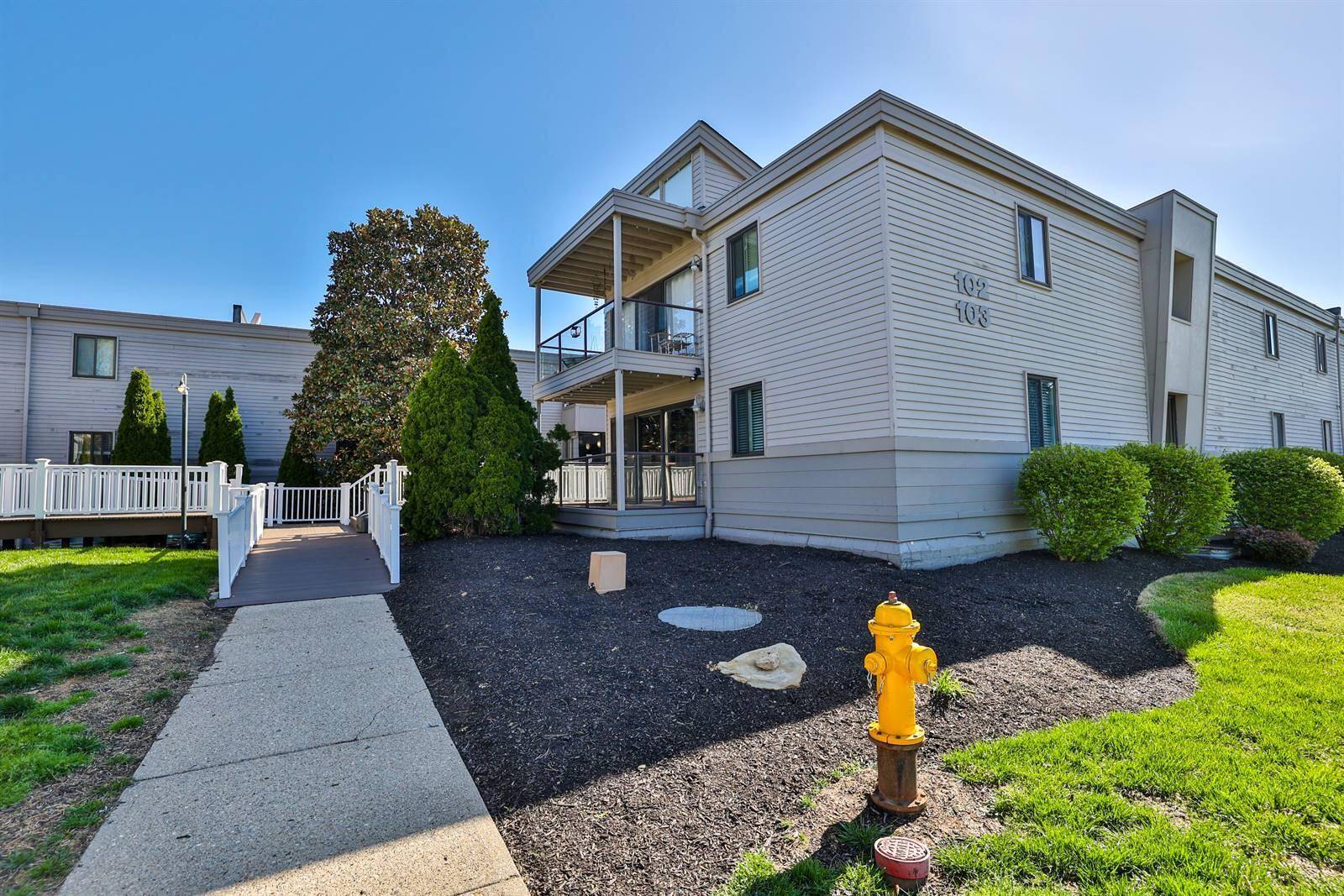 Covington, KY 41011,103 Winding Way #G