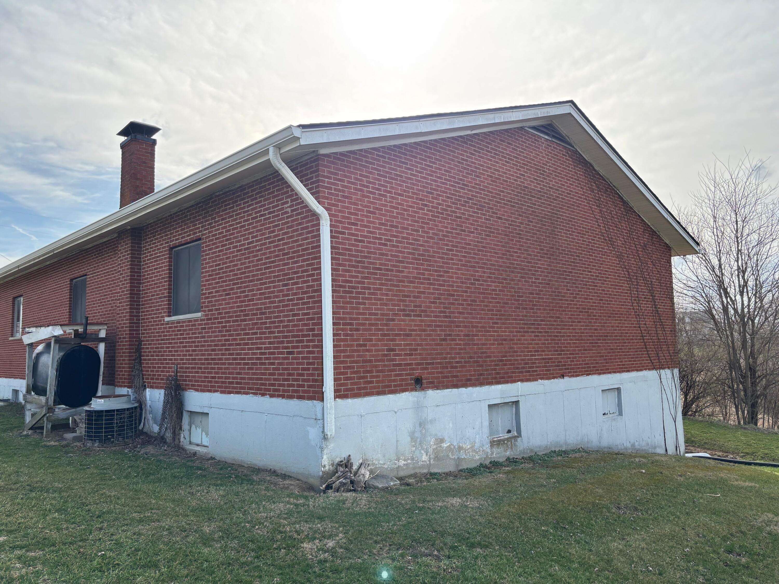 Demossville, KY 41033,15489 Madison Pike