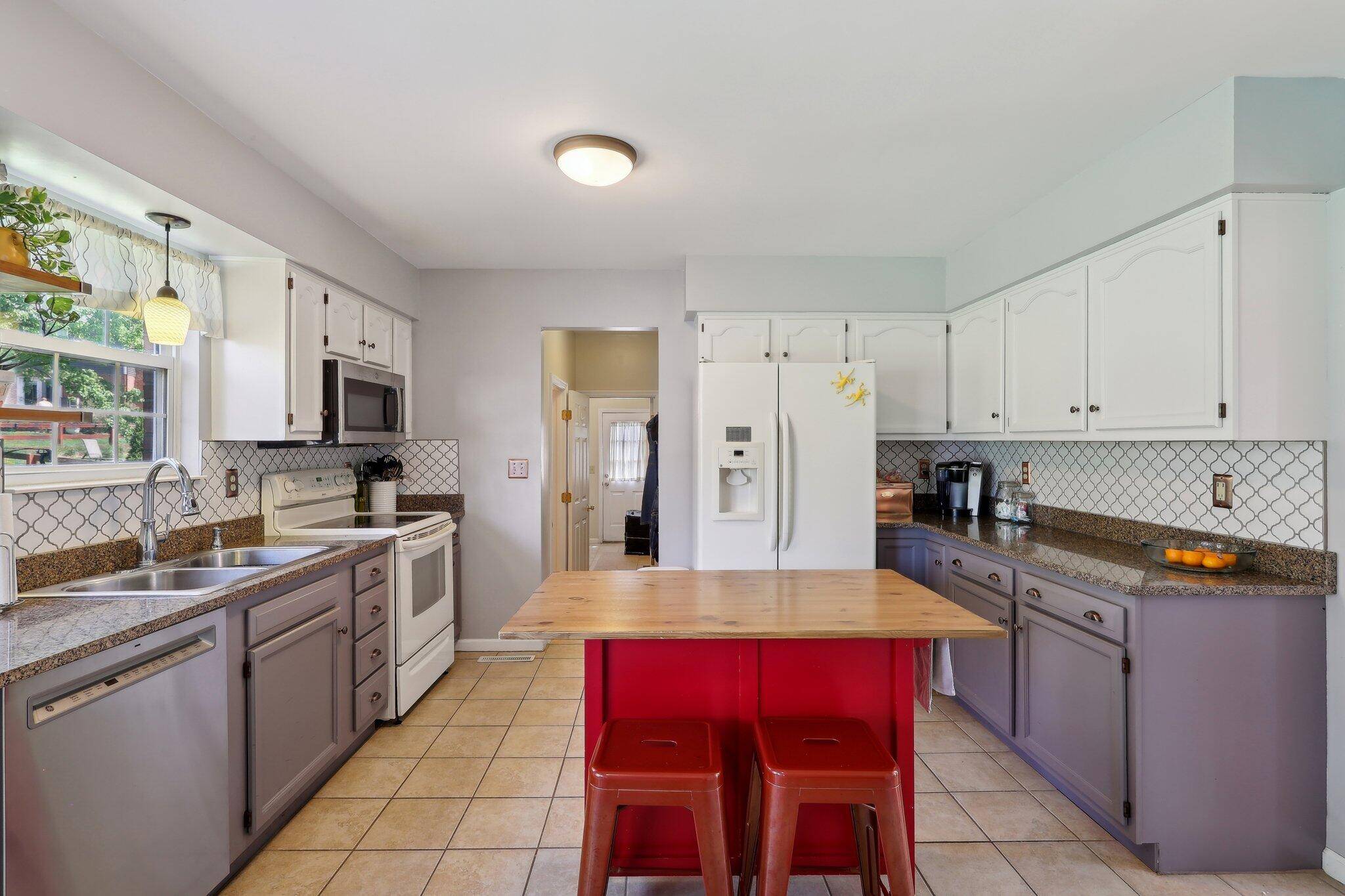 Florence, KY 41042,10510 Cheshire Ridge Drive