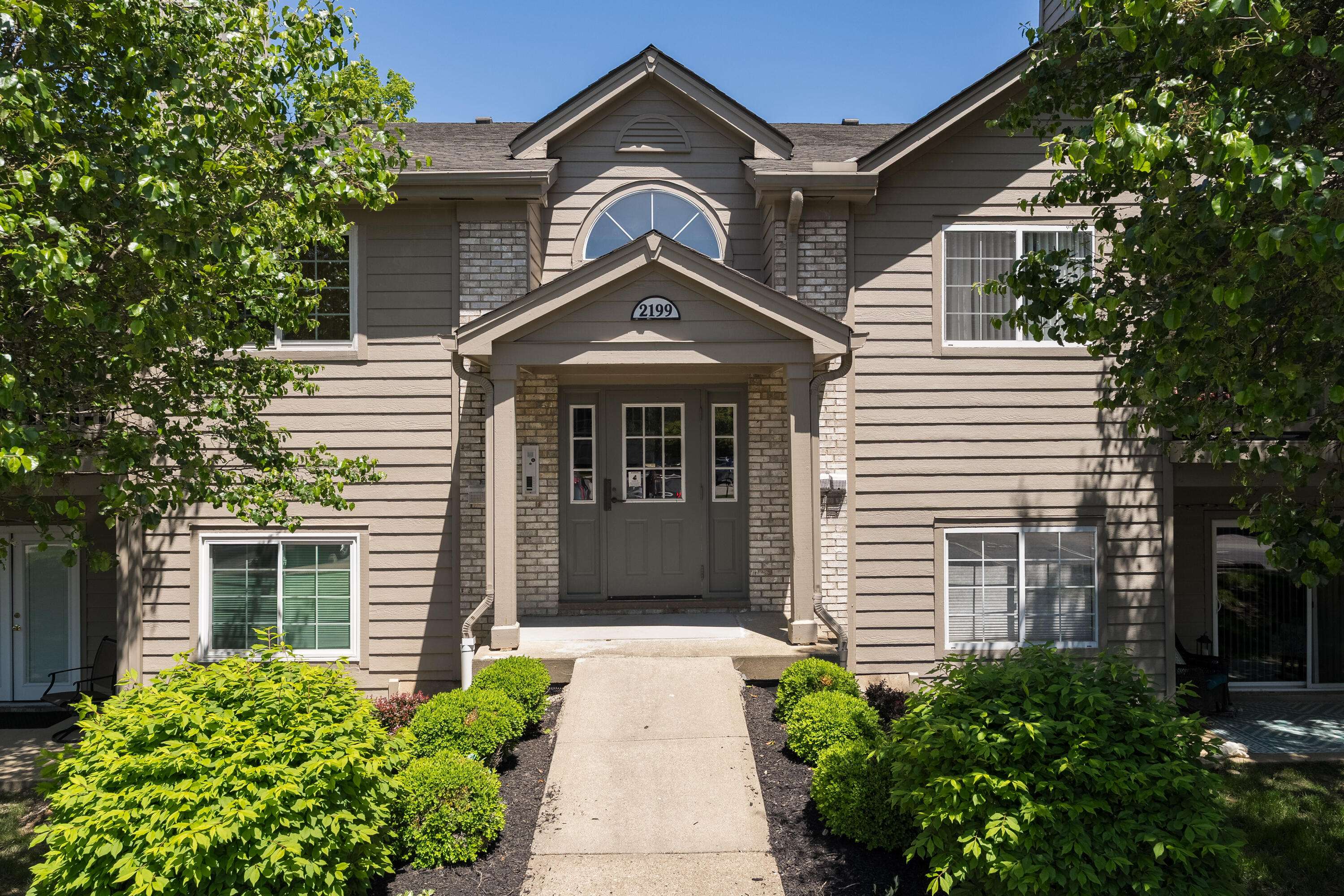 Burlington, KY 41005,2199 Teal Briar Lane #103