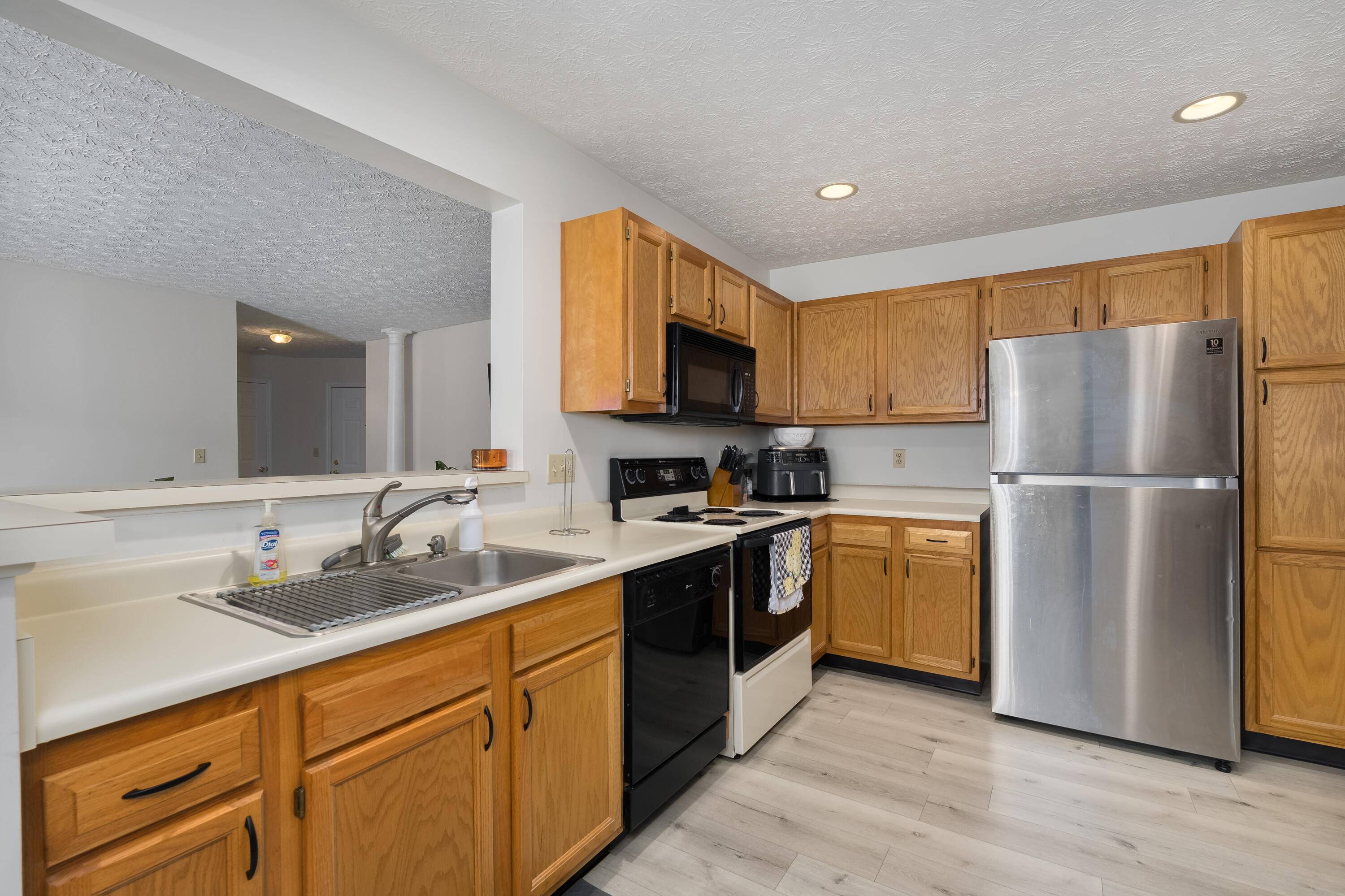 Florence, KY 41042,6949 Parkview Drive