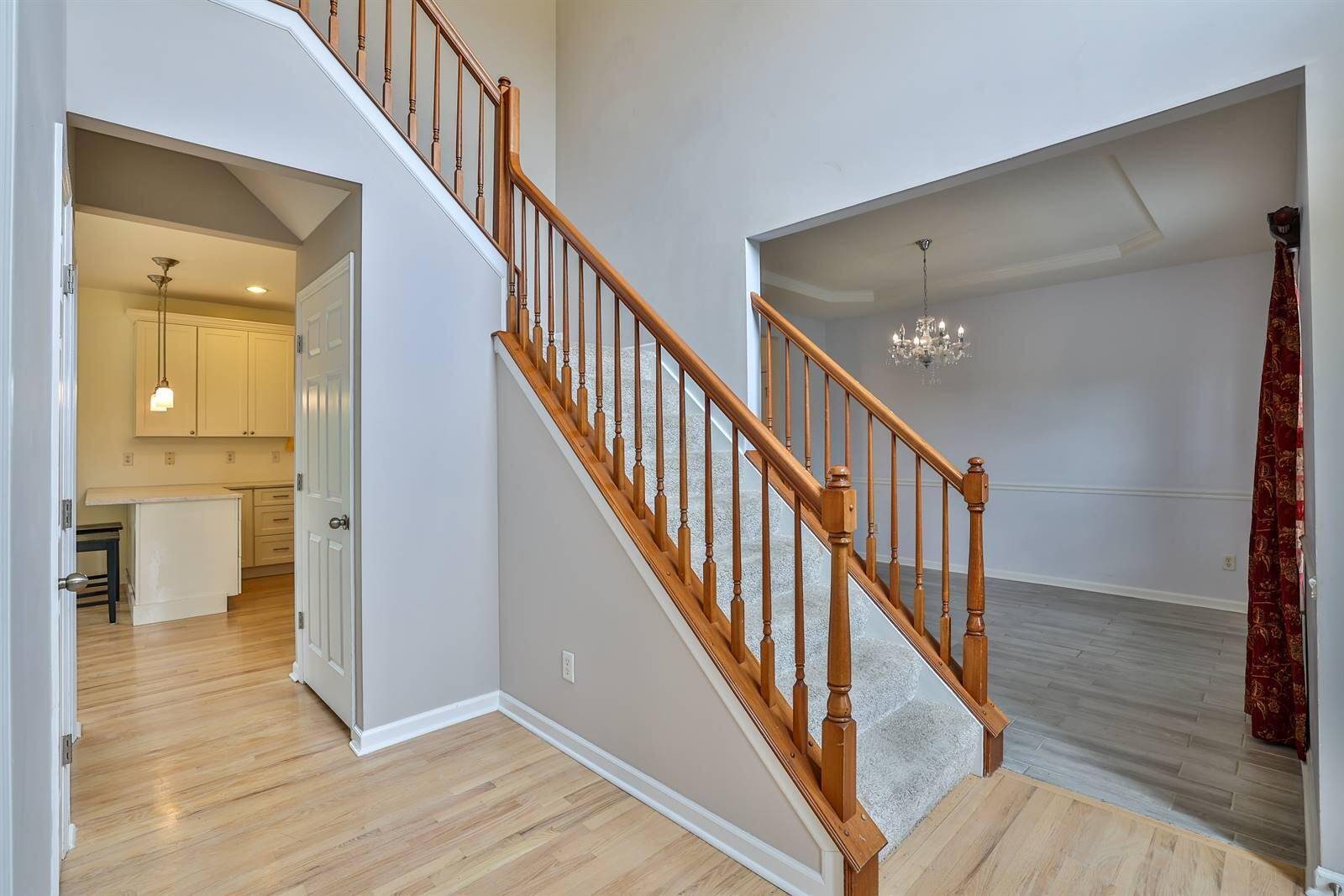 Florence, KY 41042,7448 Harvestdale Lane