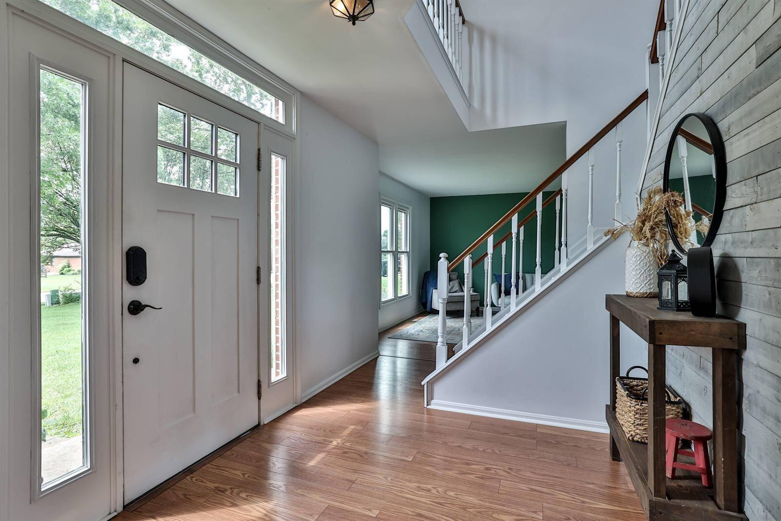 Florence, KY 41042,9212 Kelly Louise Drive