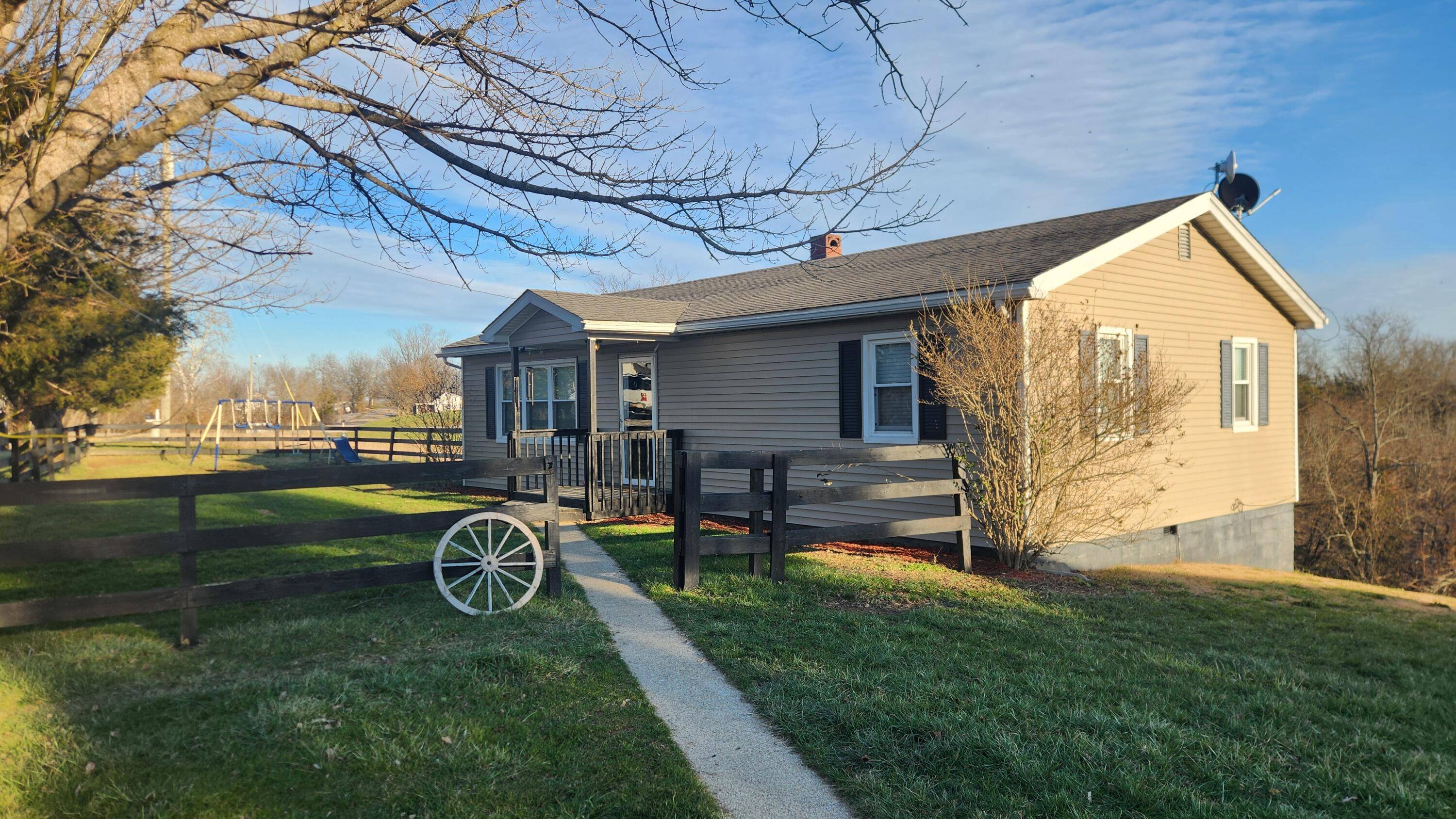 Owenton, KY 40359,195 Greenup Road