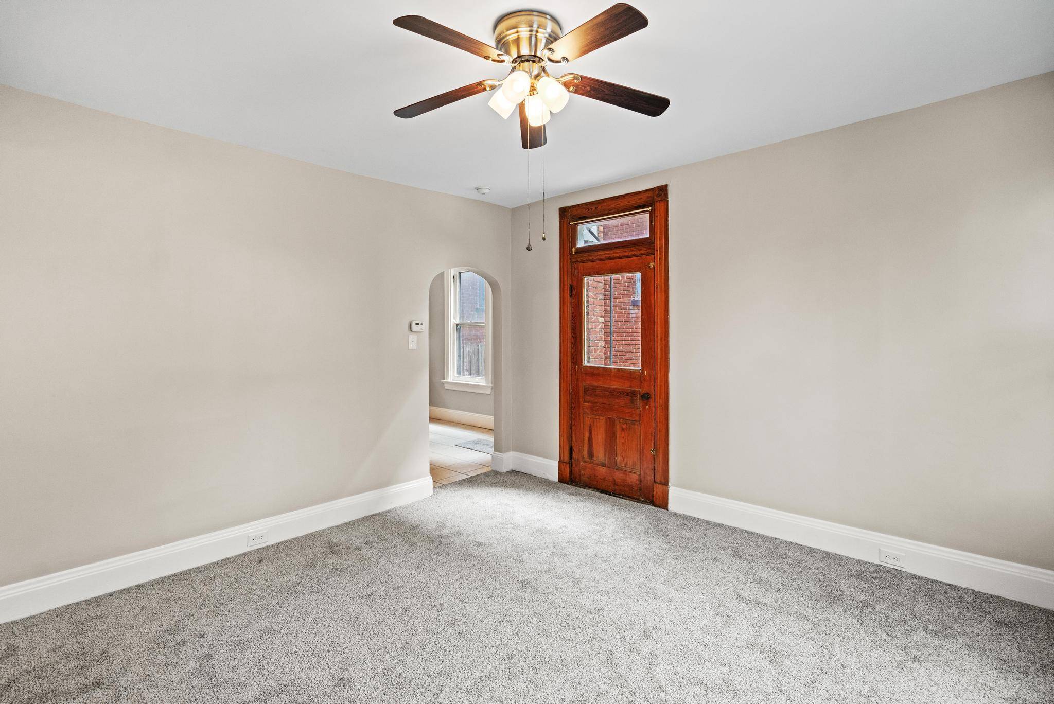 Southgate, KY 41071,210 Evergreen Avenue