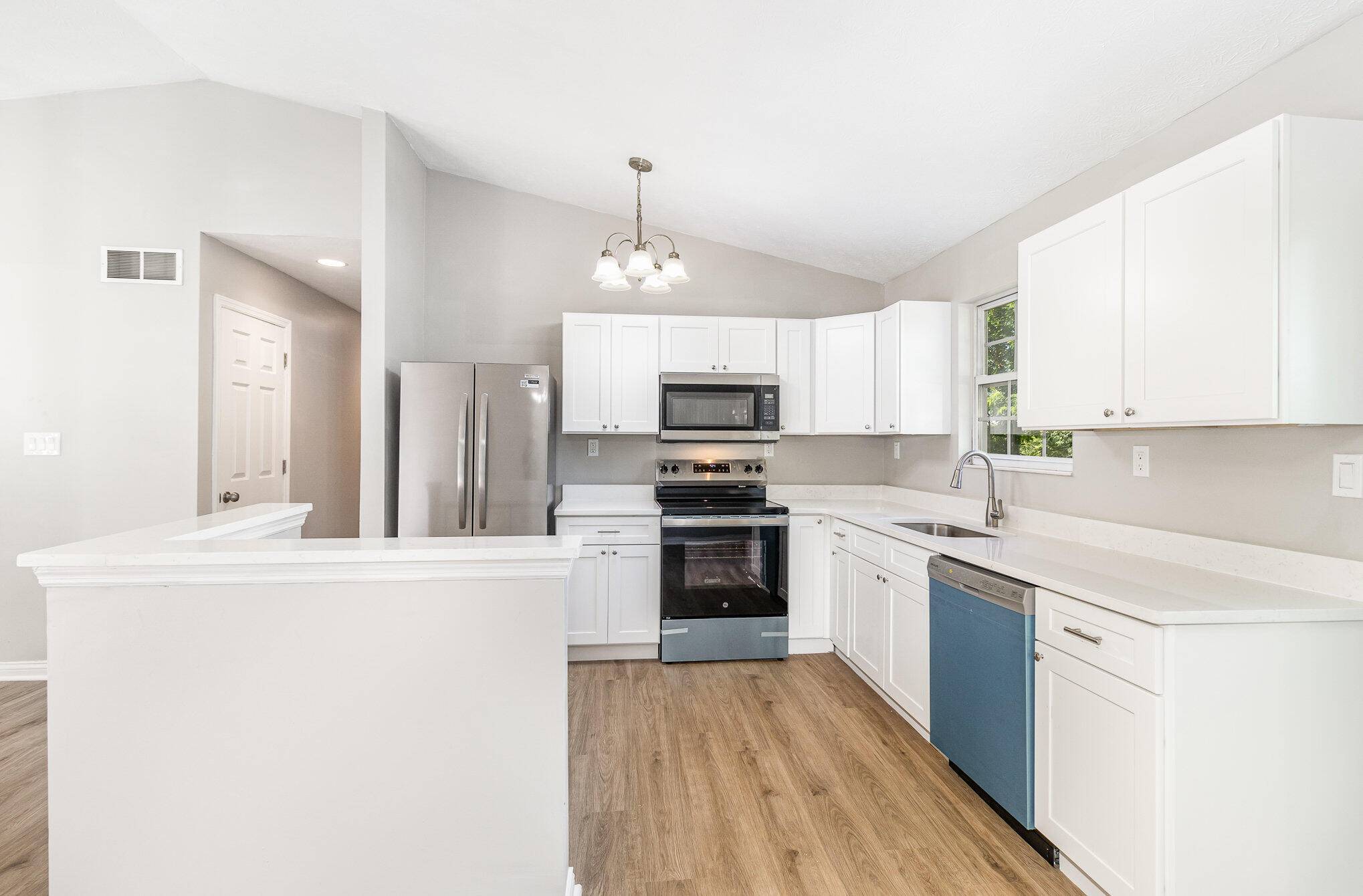 Alexandria, KY 41001,9 N Rosewood Court