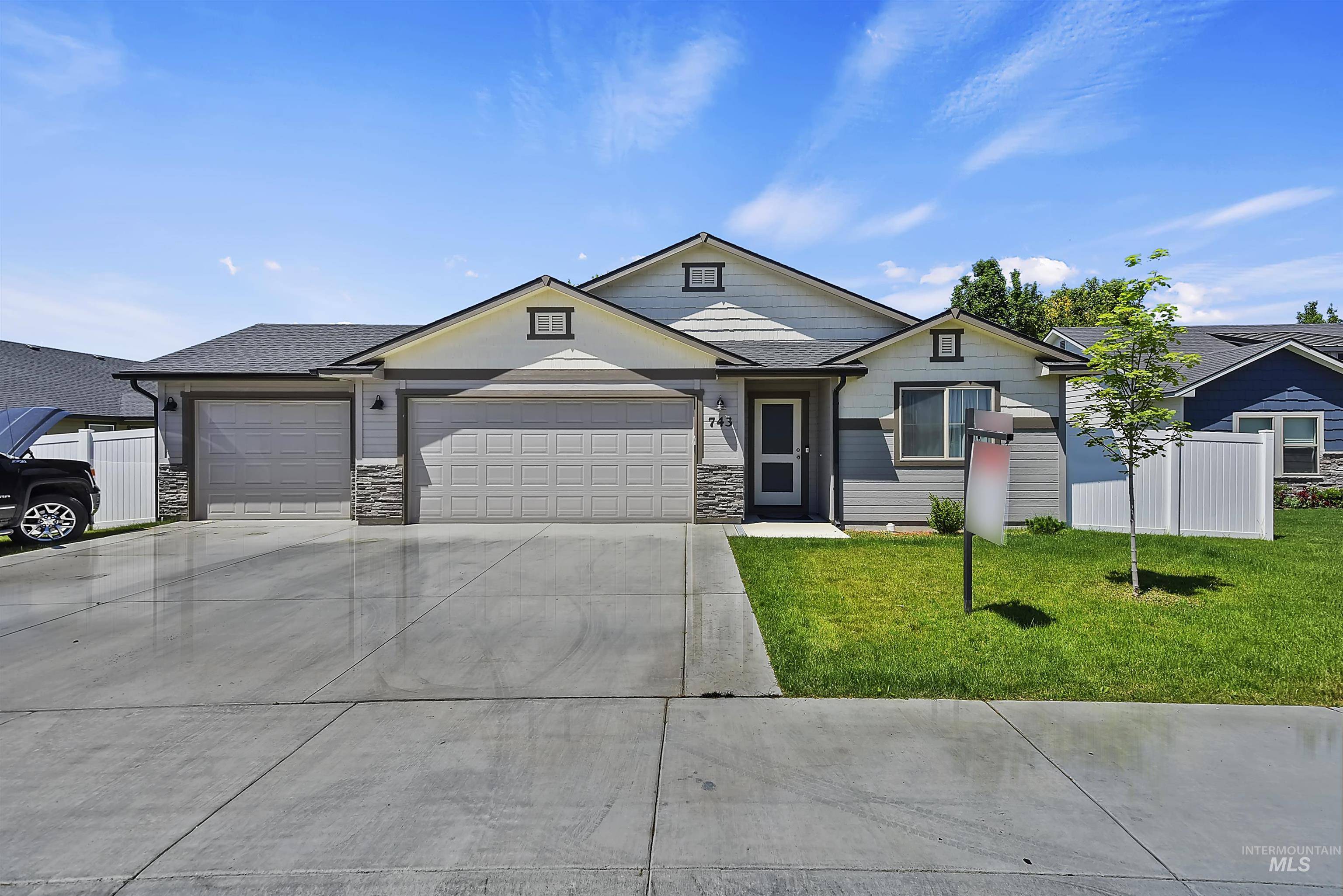 Fruitland, ID 83619,743 Zinnia