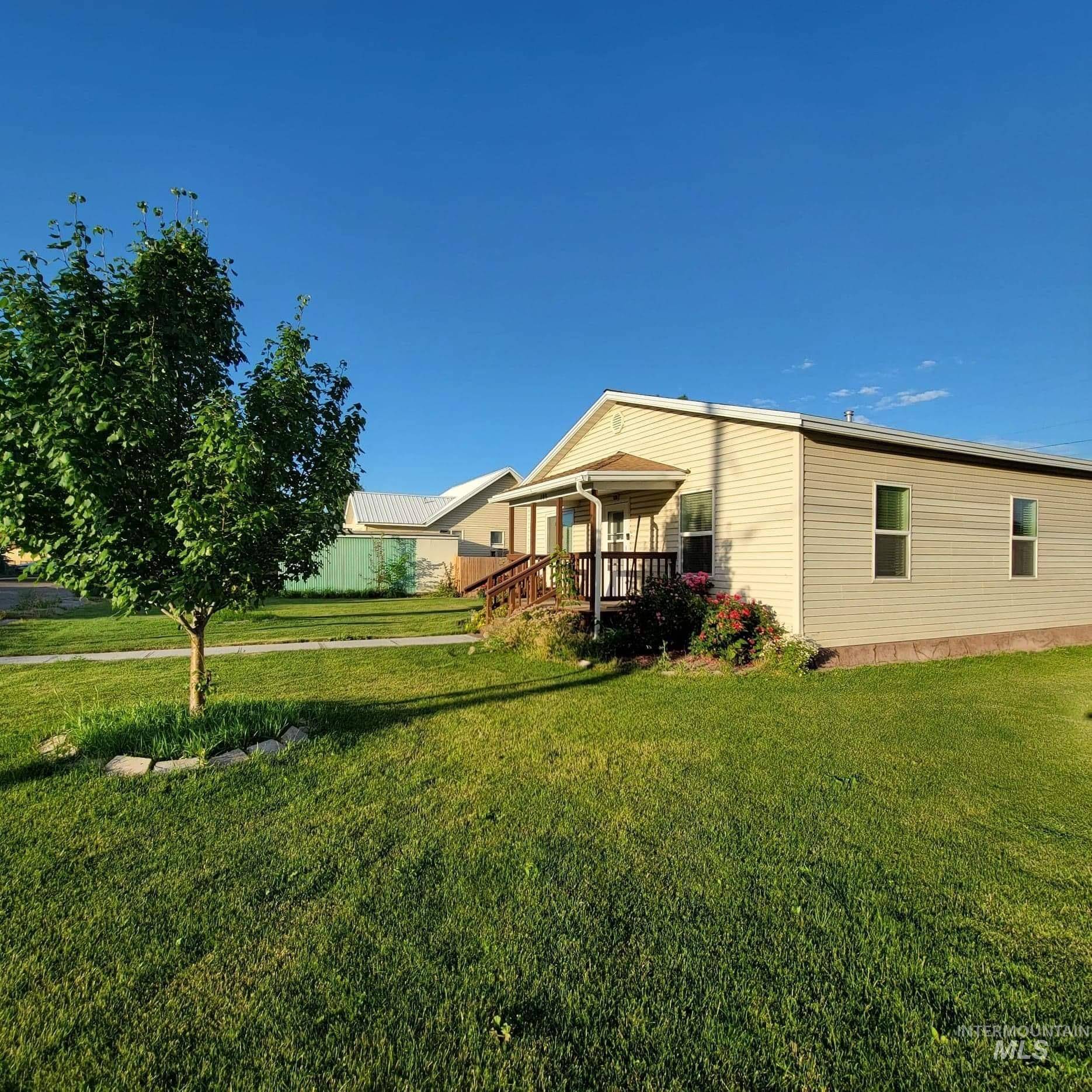 Gooding, ID 83330-1443,405 Oregon St