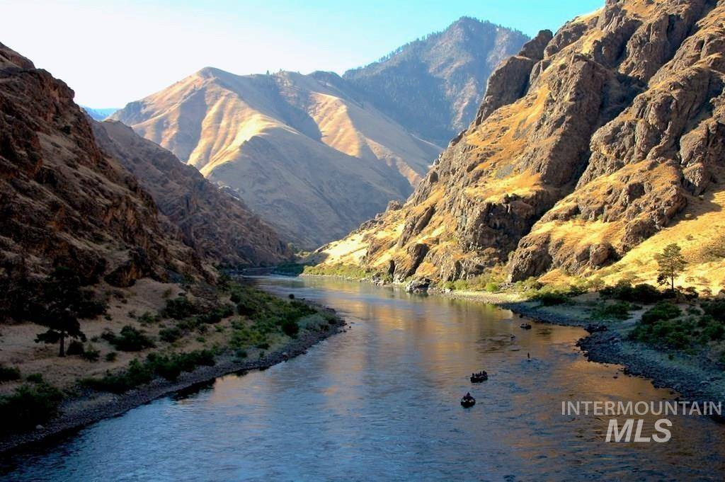 Riggins, ID 83549,100 Salmon River