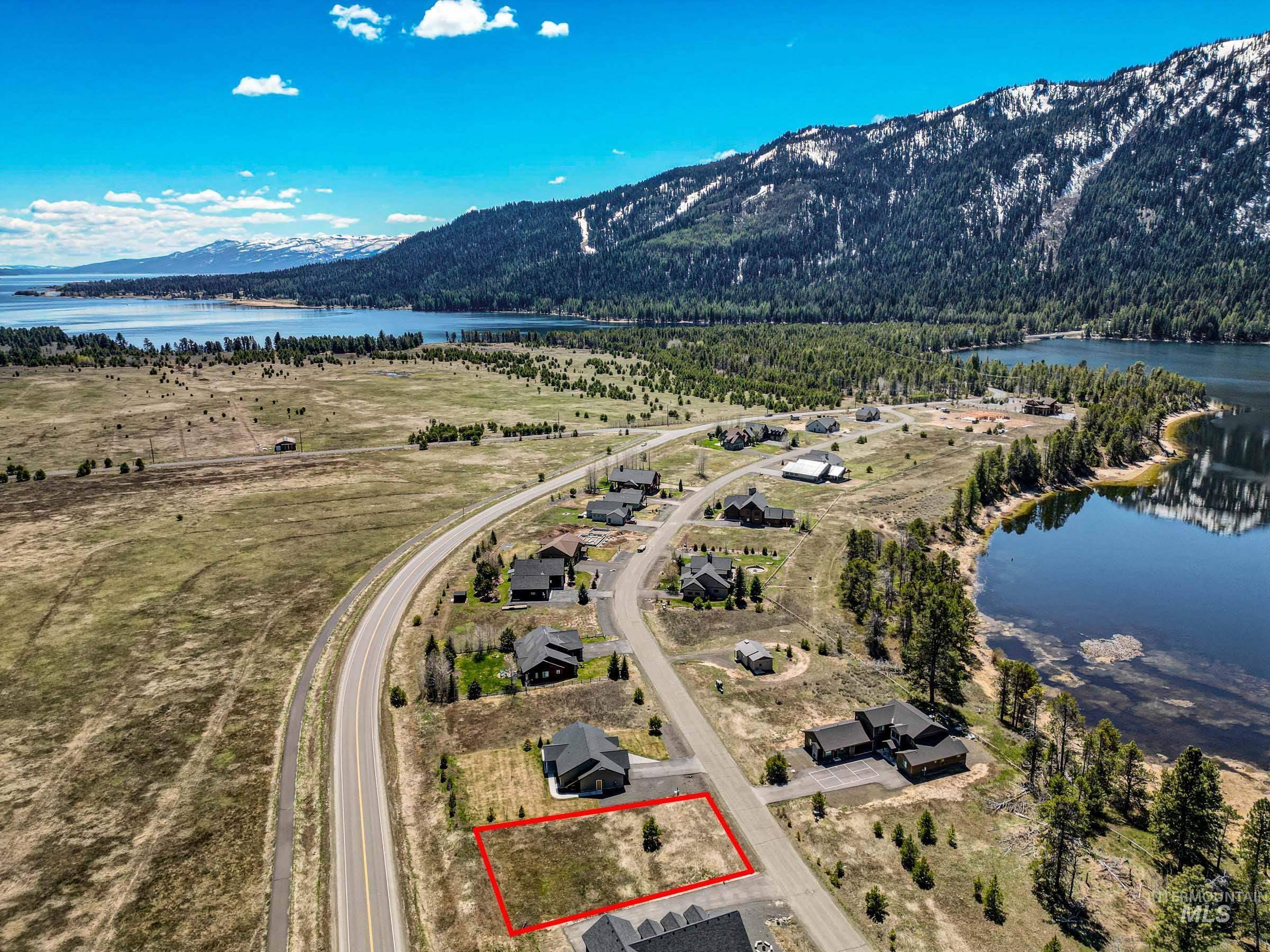 Donnelly, ID 83638,13140 Hawks Bay Road