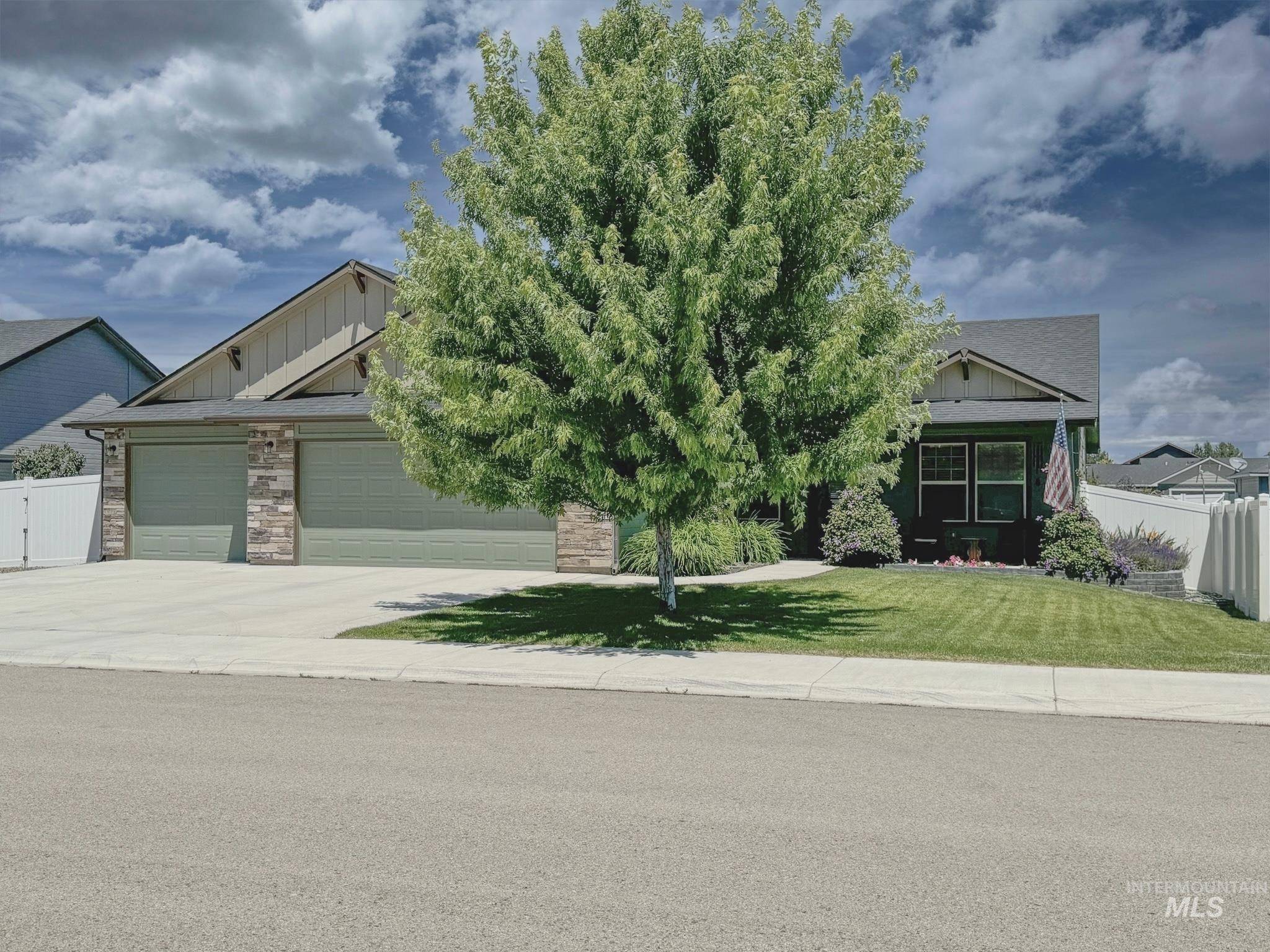 Fruitland, ID 83619,349 Syringa Springs Drive