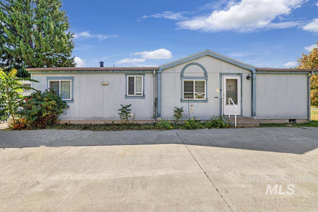 Filer, ID 83328,807 Union Avenue