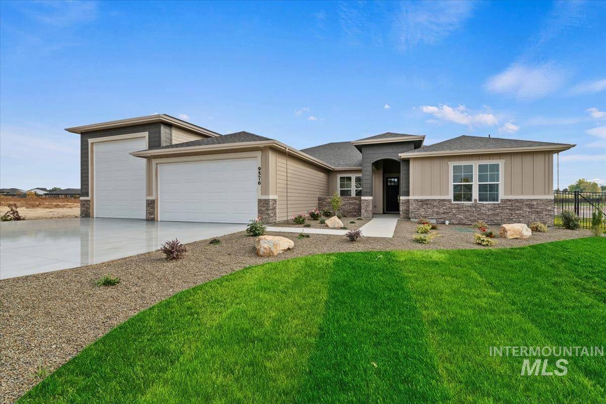 Nampa, ID 83686,9576 S Coopers Hawk Way