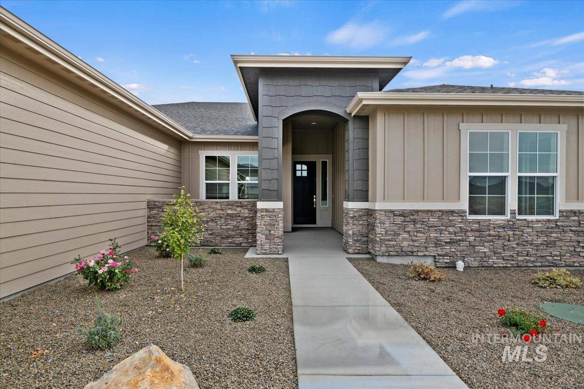 Nampa, ID 83686,9576 S Coopers Hawk Way