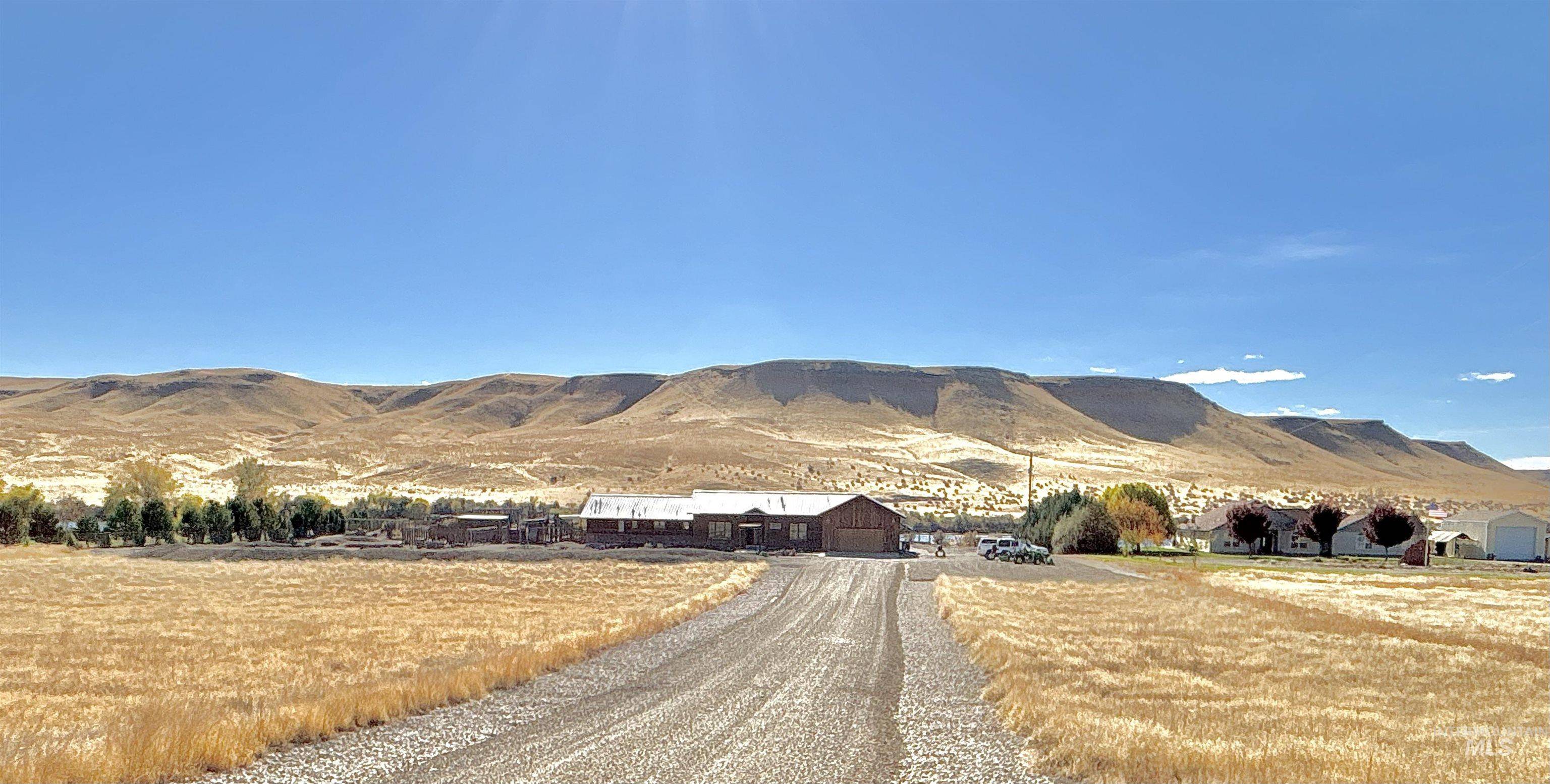 Hammett, ID 83627-5028,9275 W Osprey St