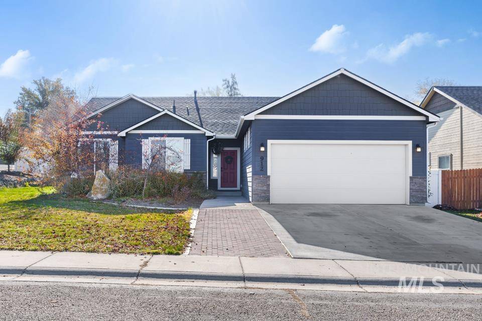 Parma, ID 83660,912 Donna Court