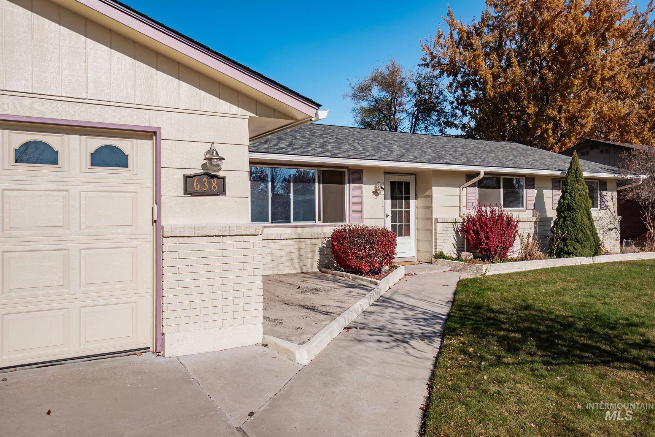 Meridian, ID 83646,638 W Lawndale Dr