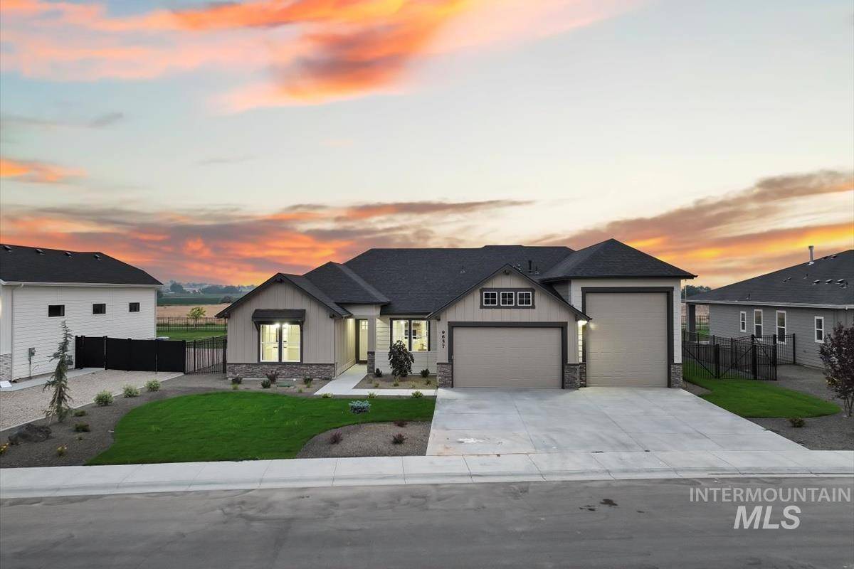 Nampa, ID 83686,9657 S Coopers Hawk Way