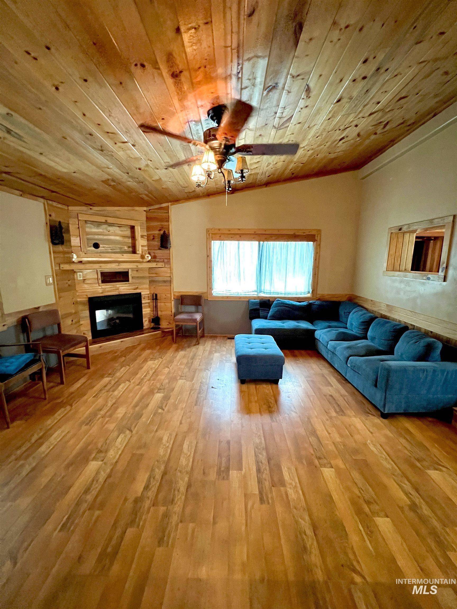 Cascade, ID 83611,514 W30 Sawyer Street