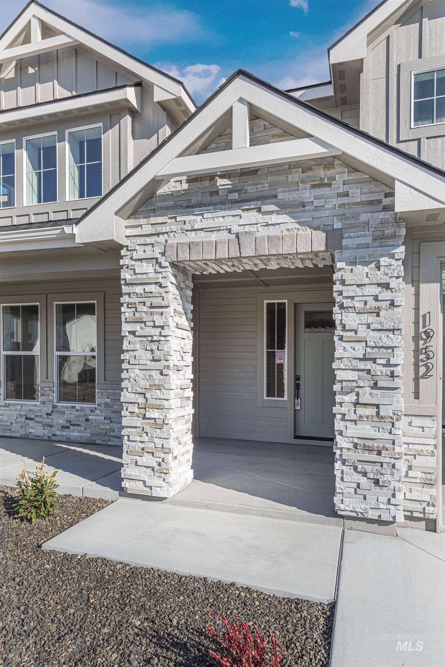 Meridian, ID 83642,1952 E Mainacht St.