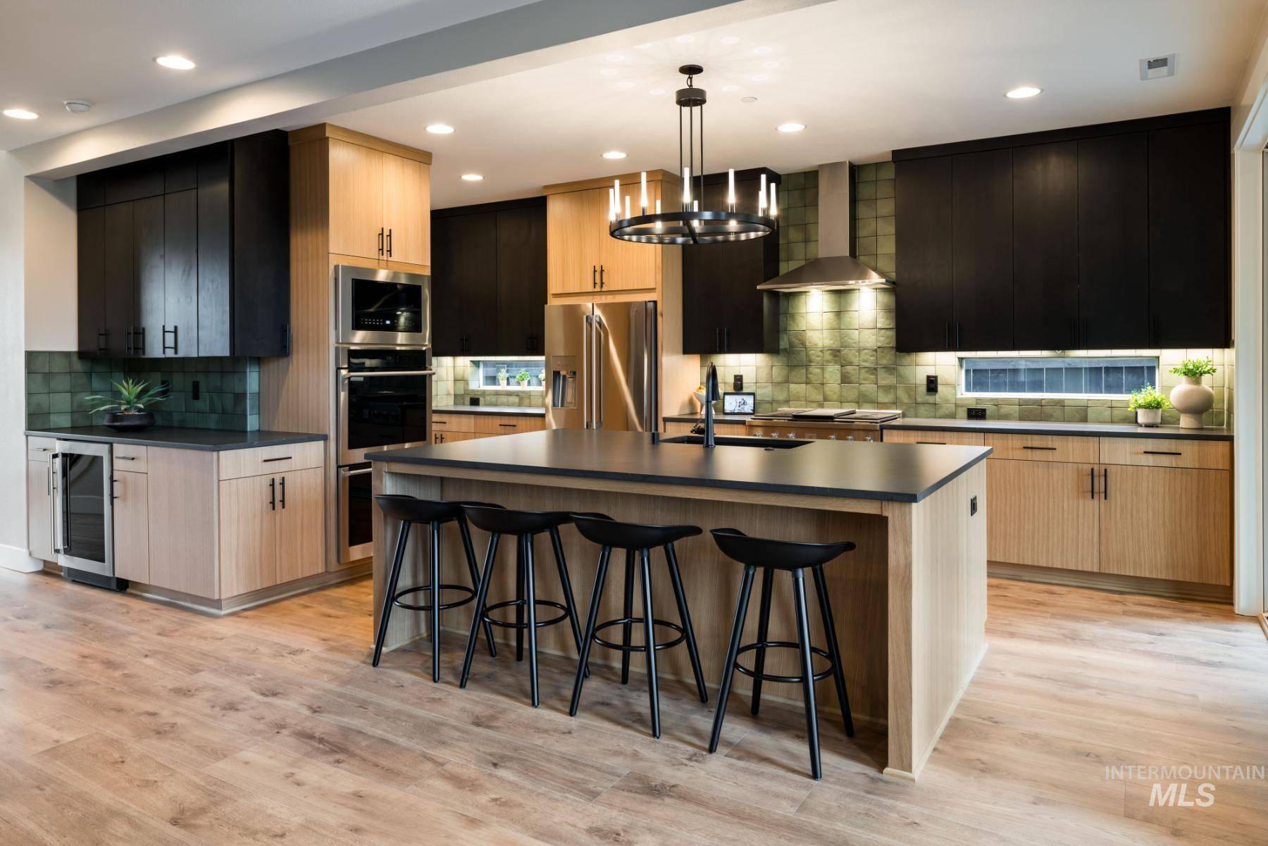 Eagle, ID 83616,7760 W Flathead Lake St
