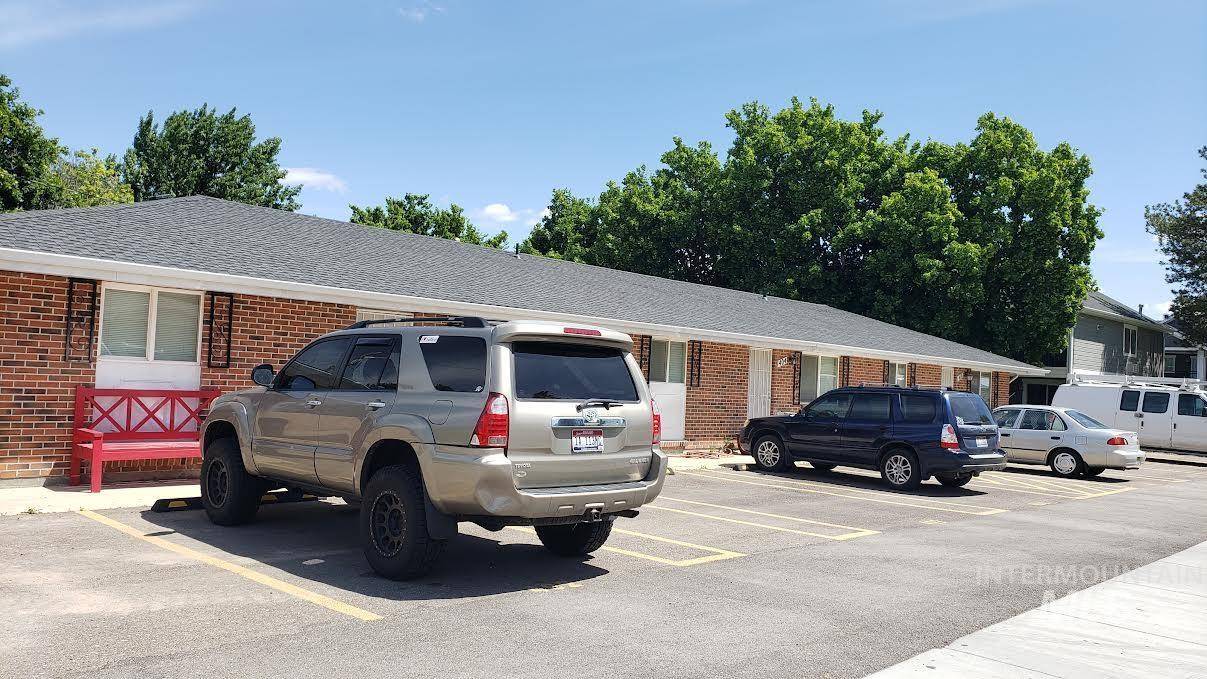 Meridian, ID 83642,402 E Washington Ave