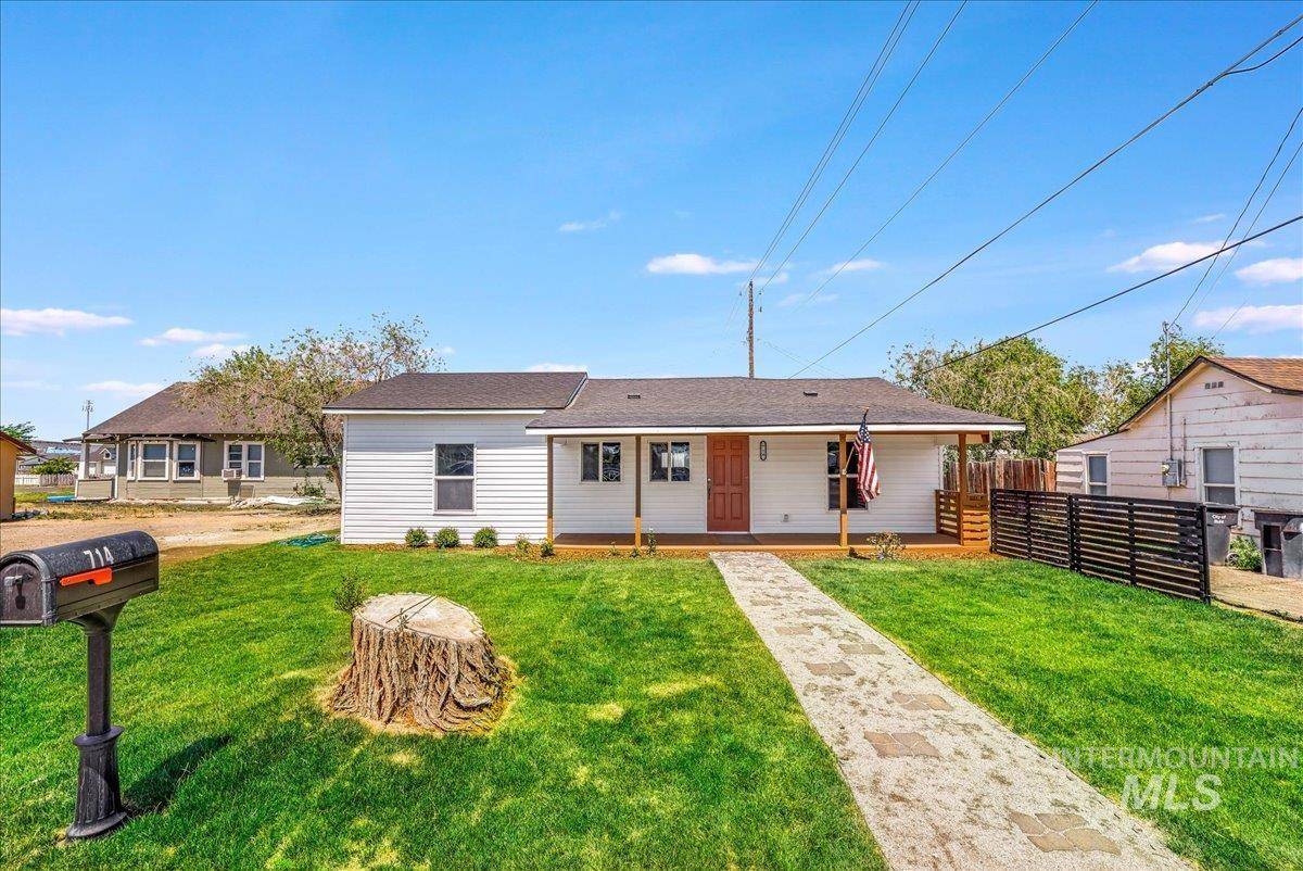 Buhl, ID 83616,714 Walnut St