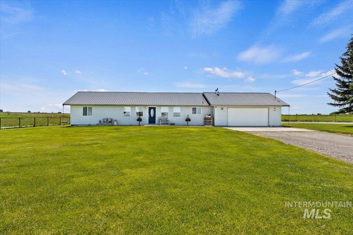 Buhl, ID 83316-6006,3752 N 1200 E