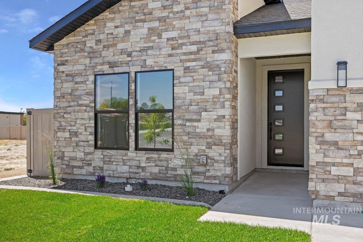 Twin Falls, ID 83301,517 Canyon Falls Dr.