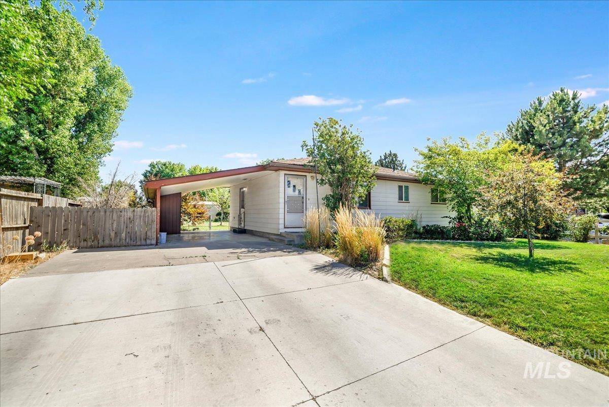 Kimberly, ID 83341,329 W Center Street