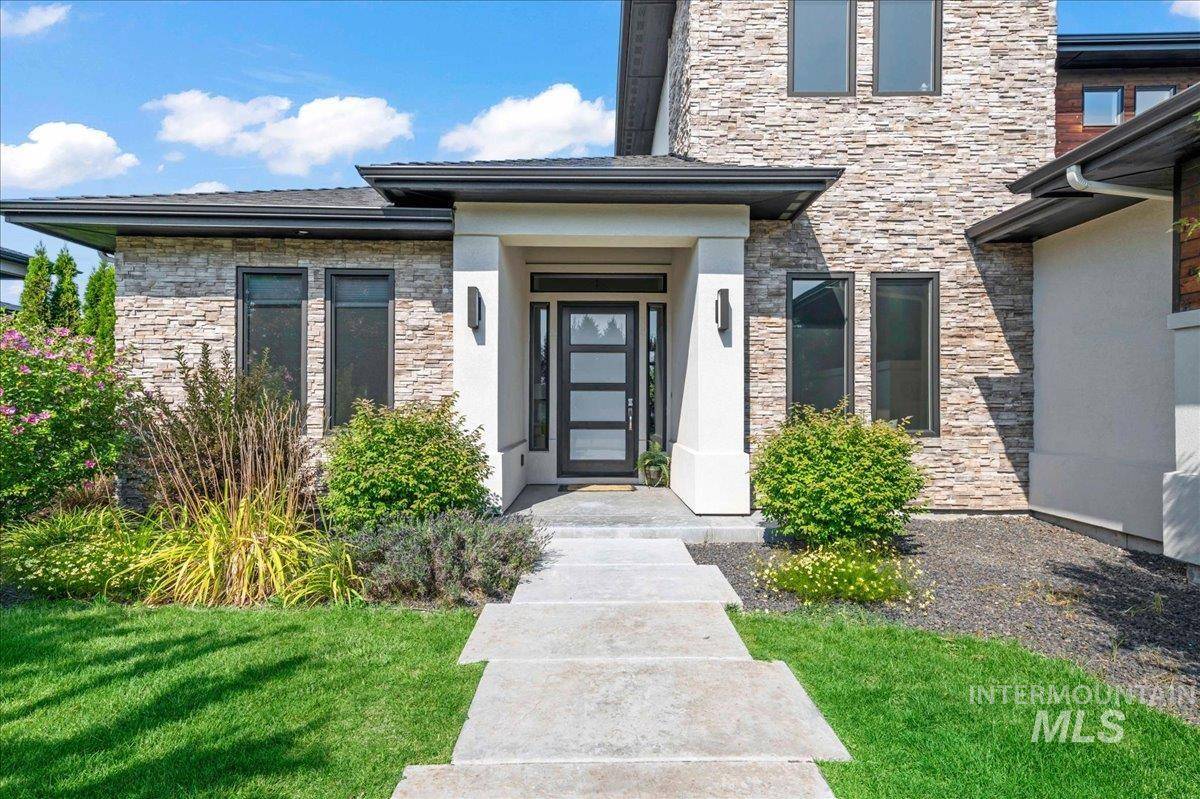 Eagle, ID 83616-4882,1140 W Windbreaker Ln