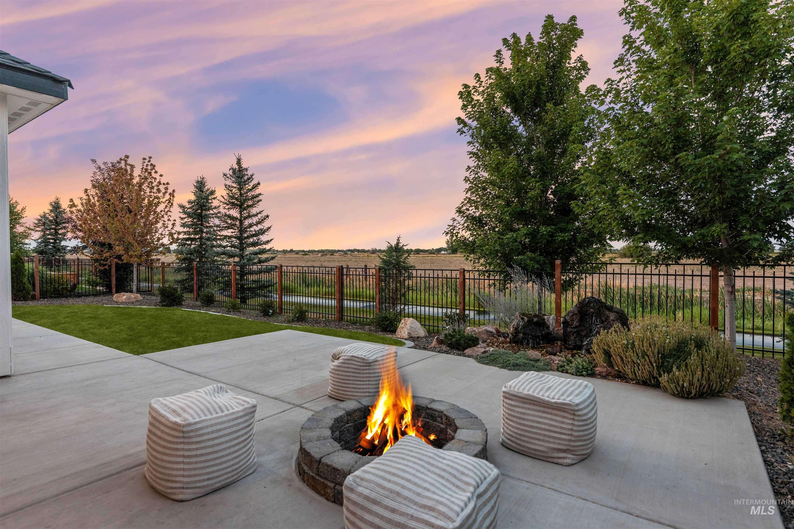Eagle, ID 83616,8201 W Corinthia St