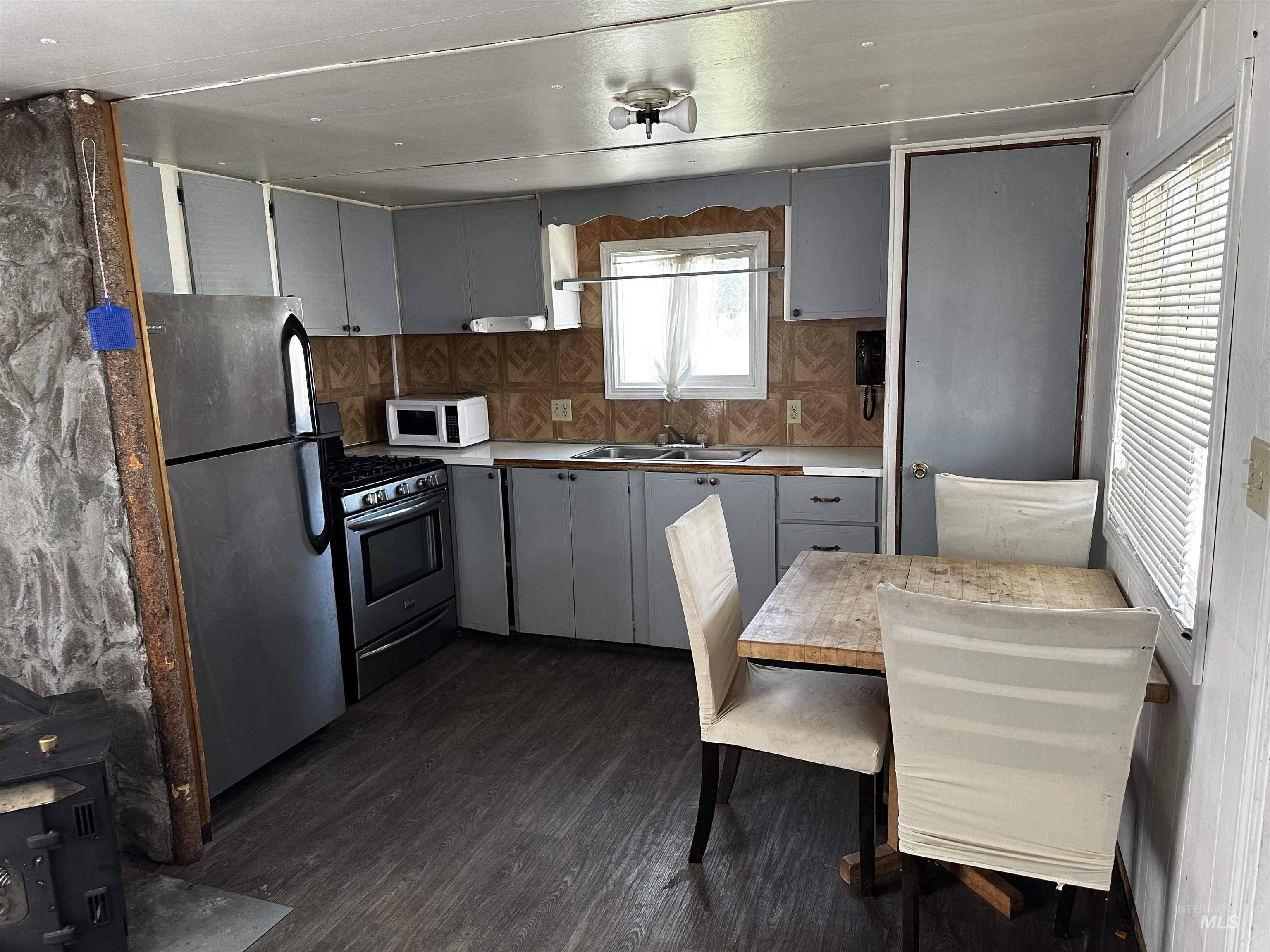 Parma, ID 83660,201 E Starcher