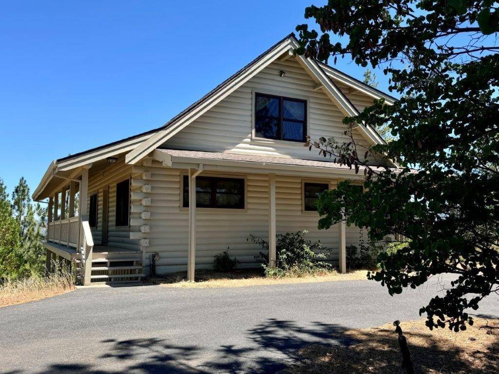 Groveland, CA 95321,21093 Morgan Dr.