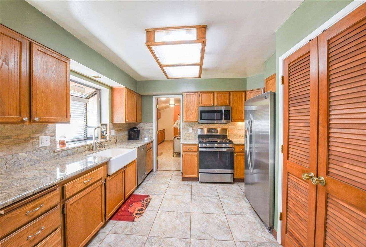 Sonora, CA 95370,21932 Phoenix Lake