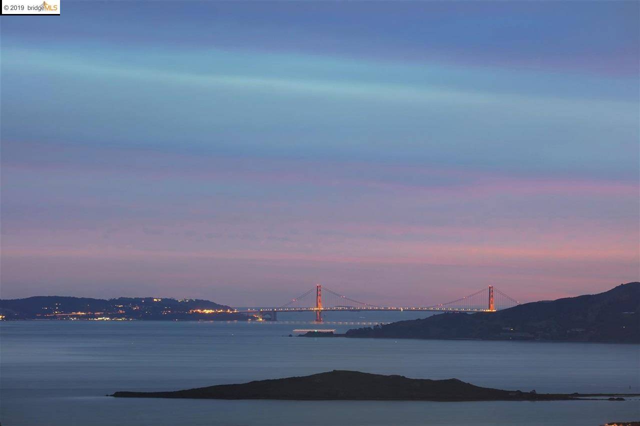 El Cerrito, CA 94530,2219 Pinehurst Way