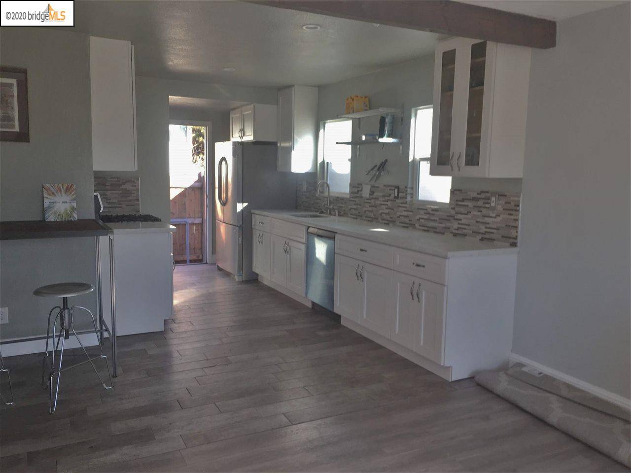 Oakland, CA 94621,7510 Rudsdale Street