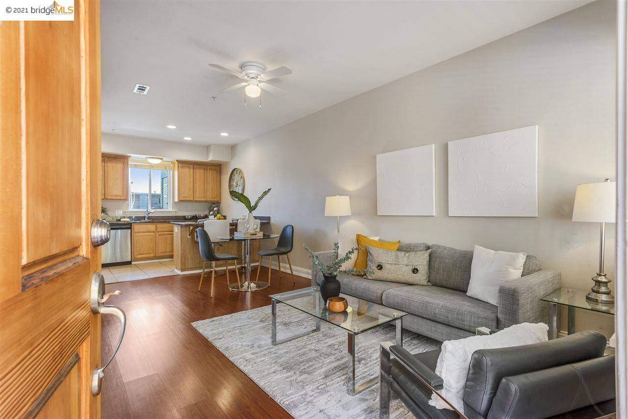 Albany, CA 94706,727 San Pablo Ave #207