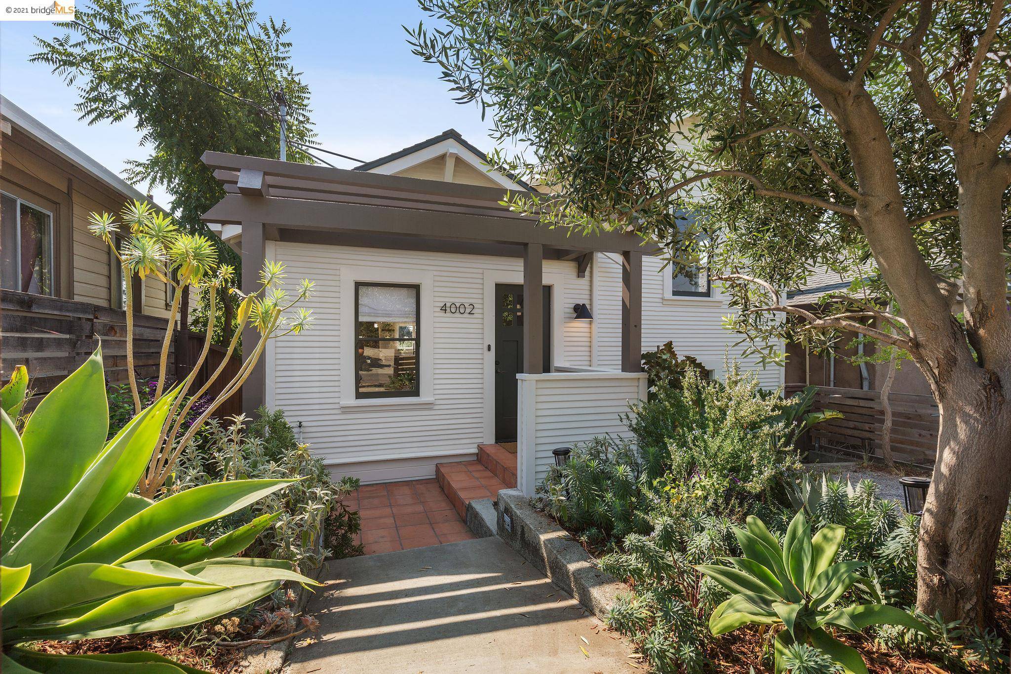 Oakland, CA 94619,4002 39Th Ave