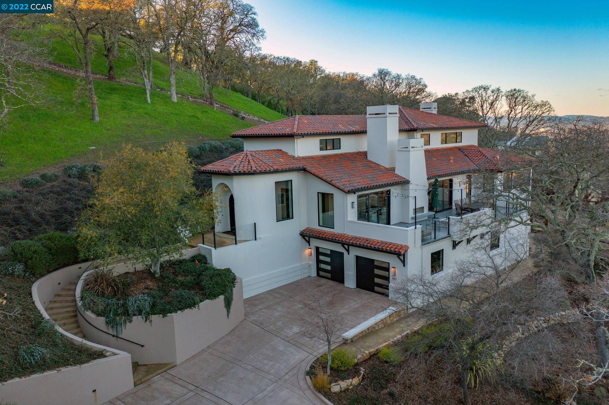 Walnut Creek, CA 94598,595 Las Lomas Way