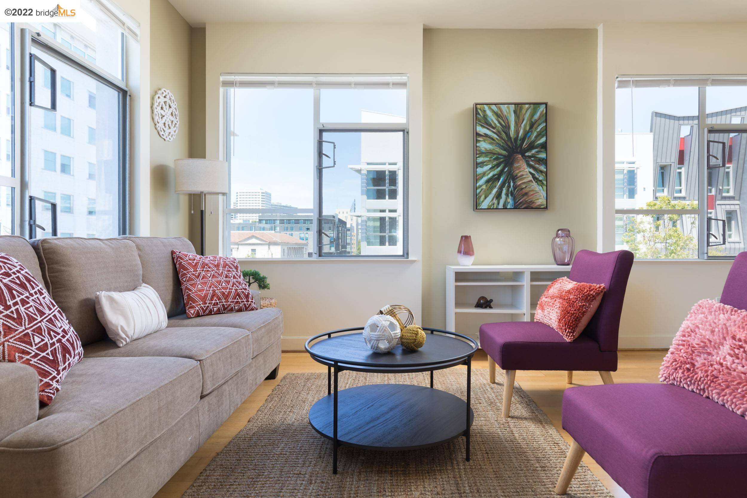 Oakland, CA 94607,1020 Jackson St #405