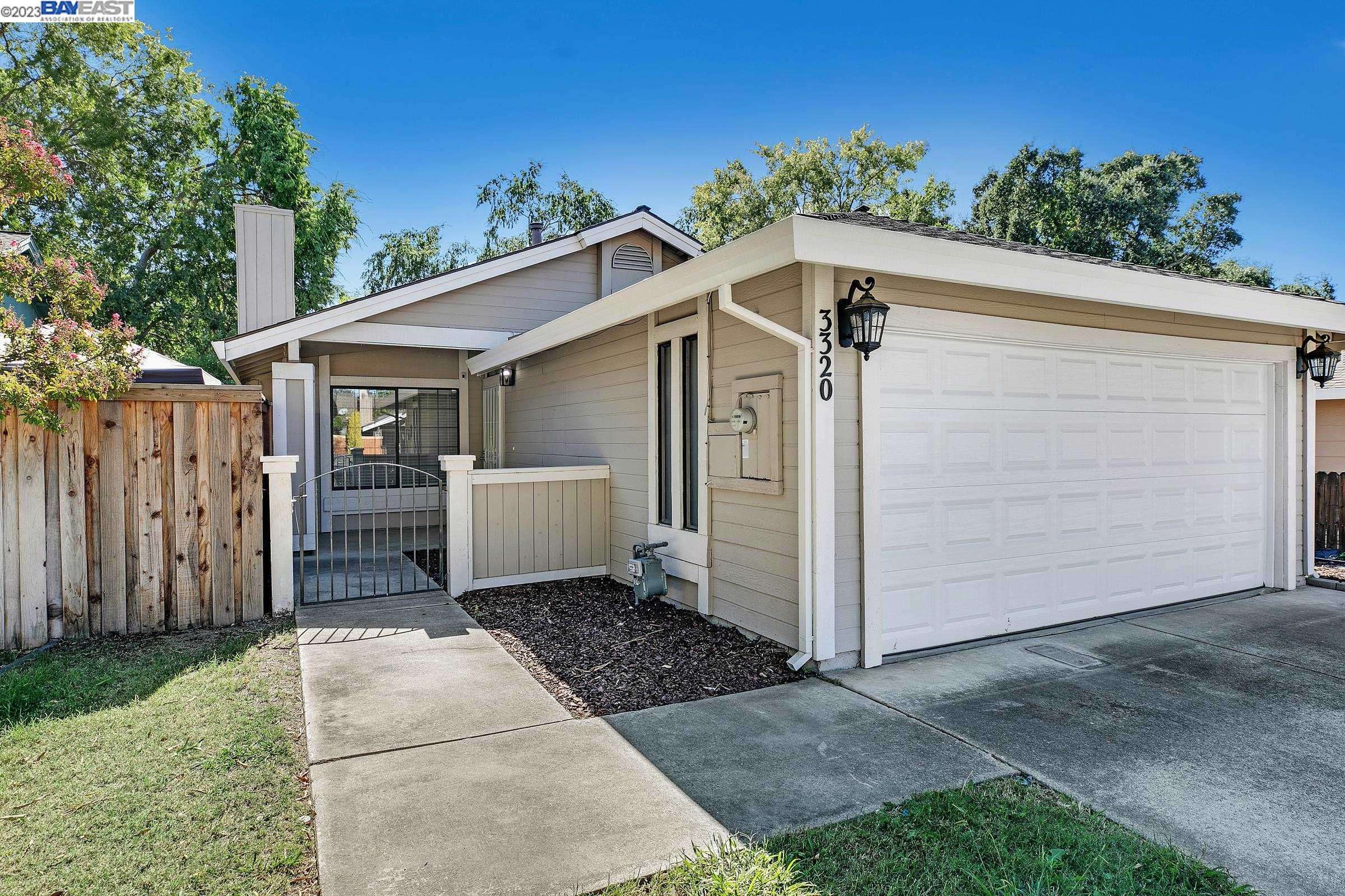 Antelope, CA 95843,3320 Saxonville Way
