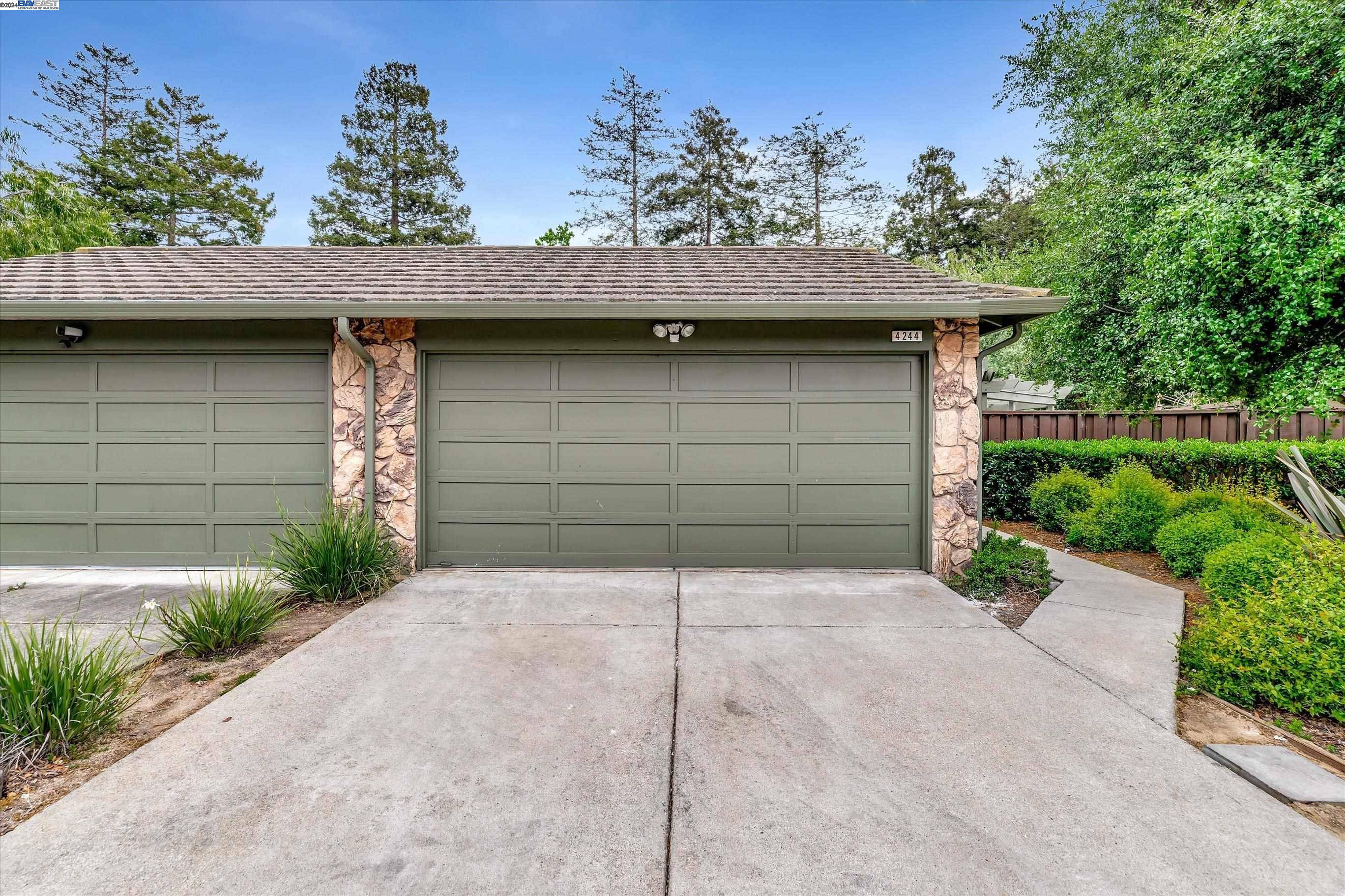 Fremont, CA 94555,4244 Tanager Ter