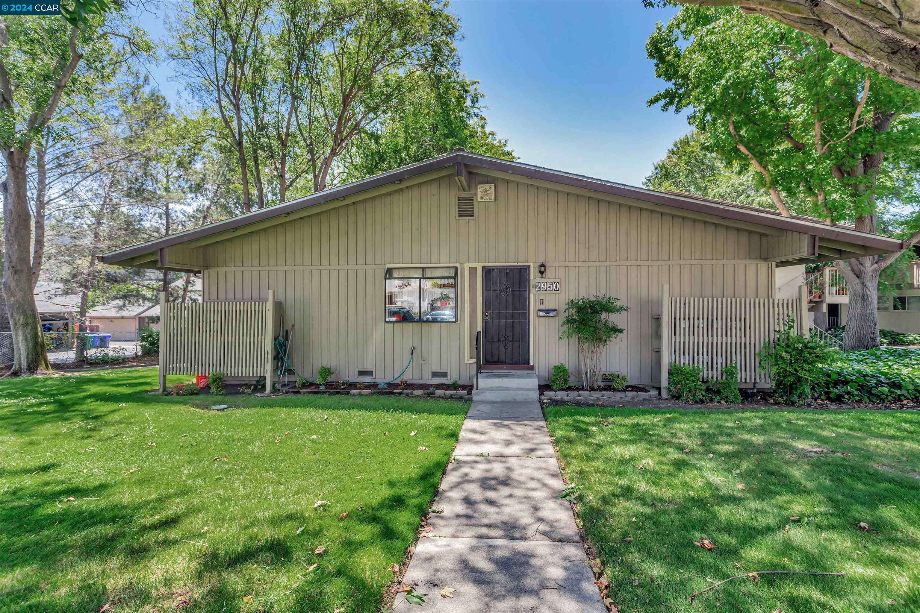 Pinole, CA 94564,2950 ESTATES AVE #1