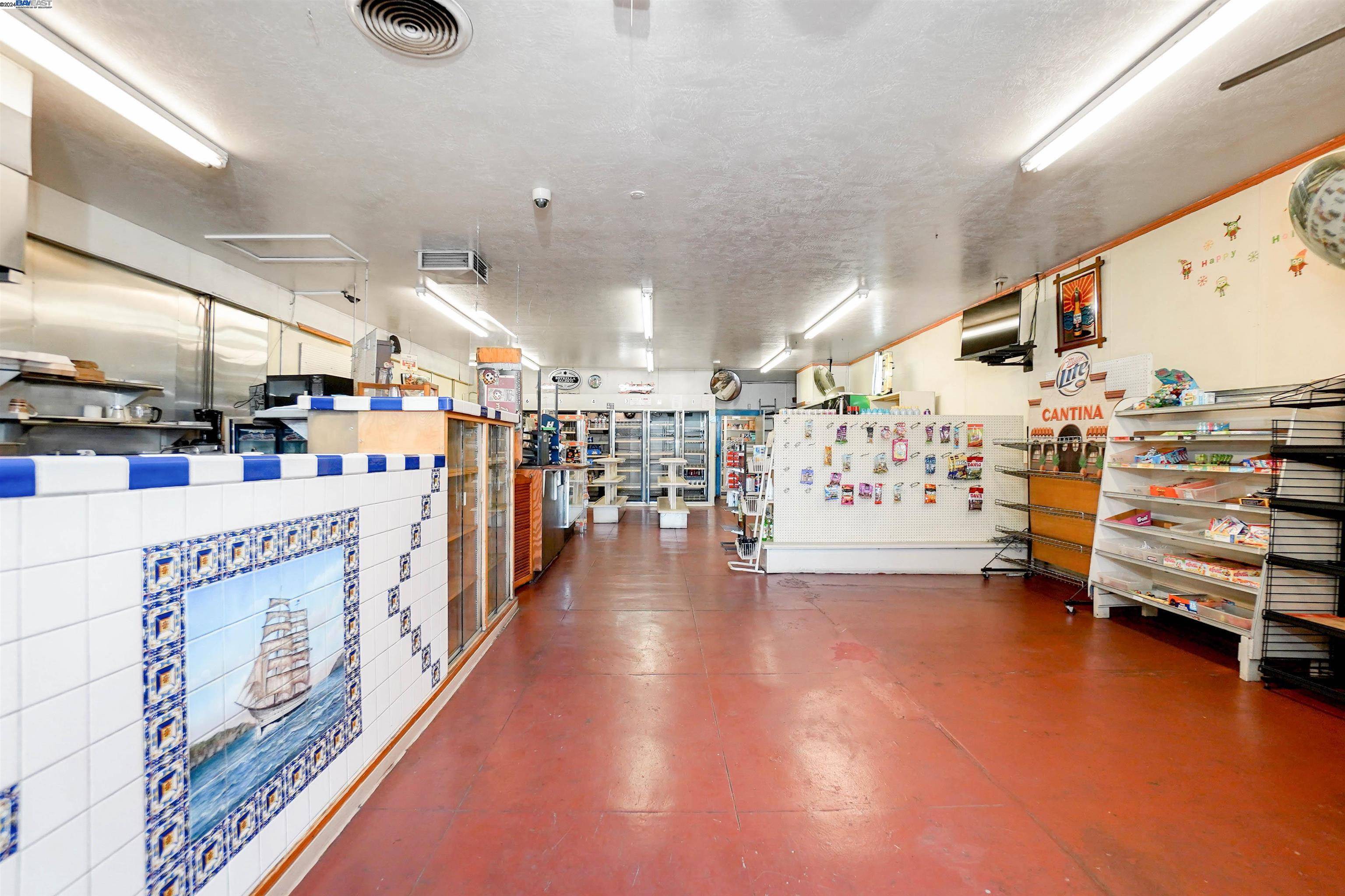 Oakland, CA 94601,2701 E 9Th St